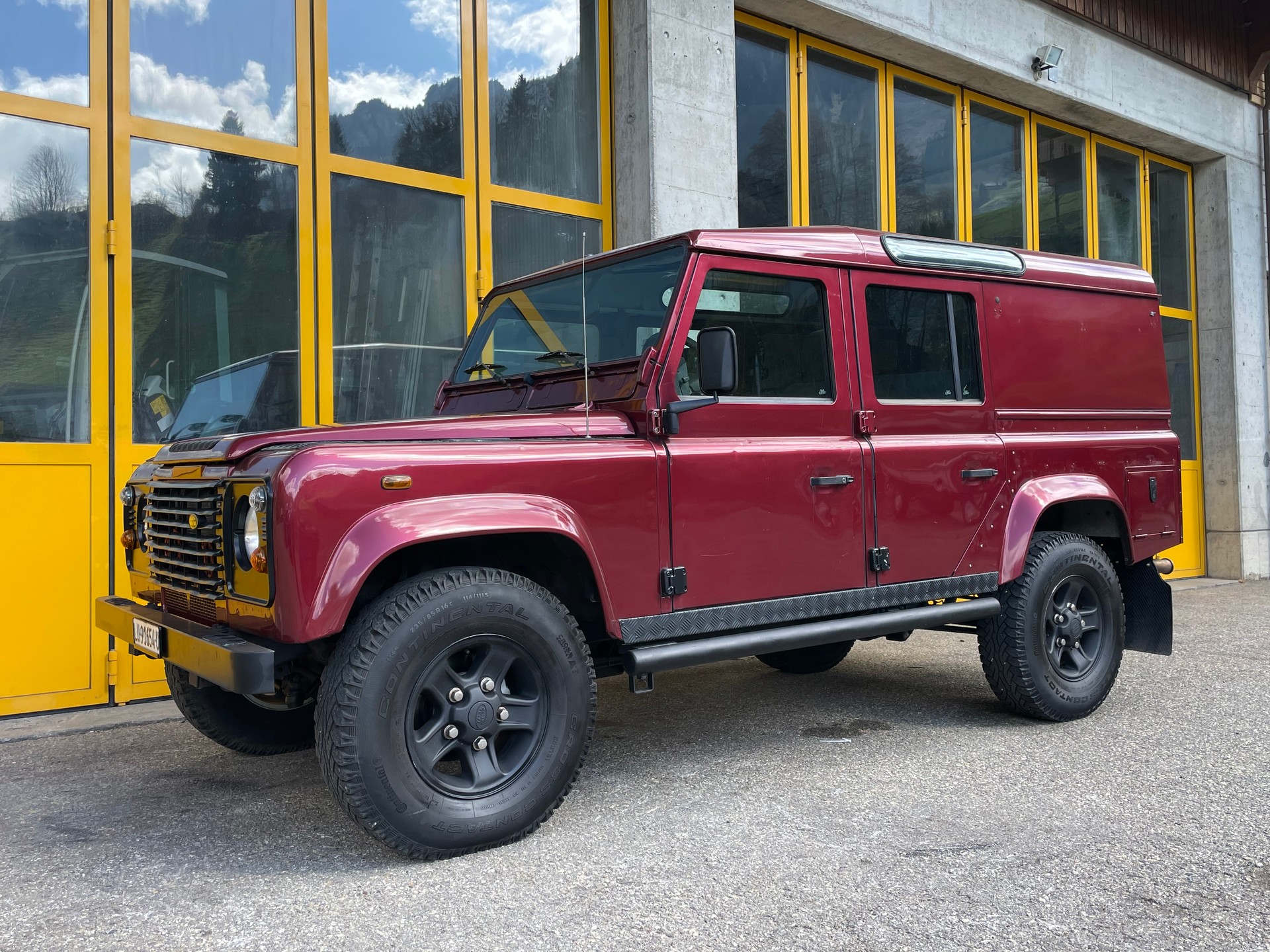 LAND ROVER Defender 110 CSW 2.5 Td5-image-2