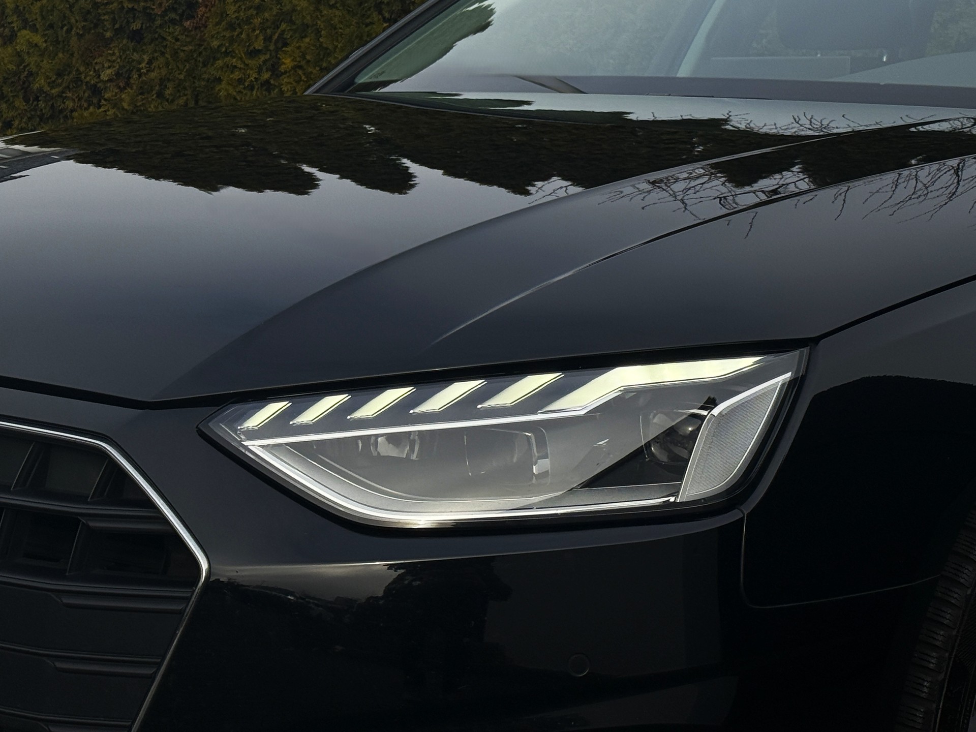 AUDI A4 Avant 40 TDI Attraction quattro S-tronic-showroom-element-3