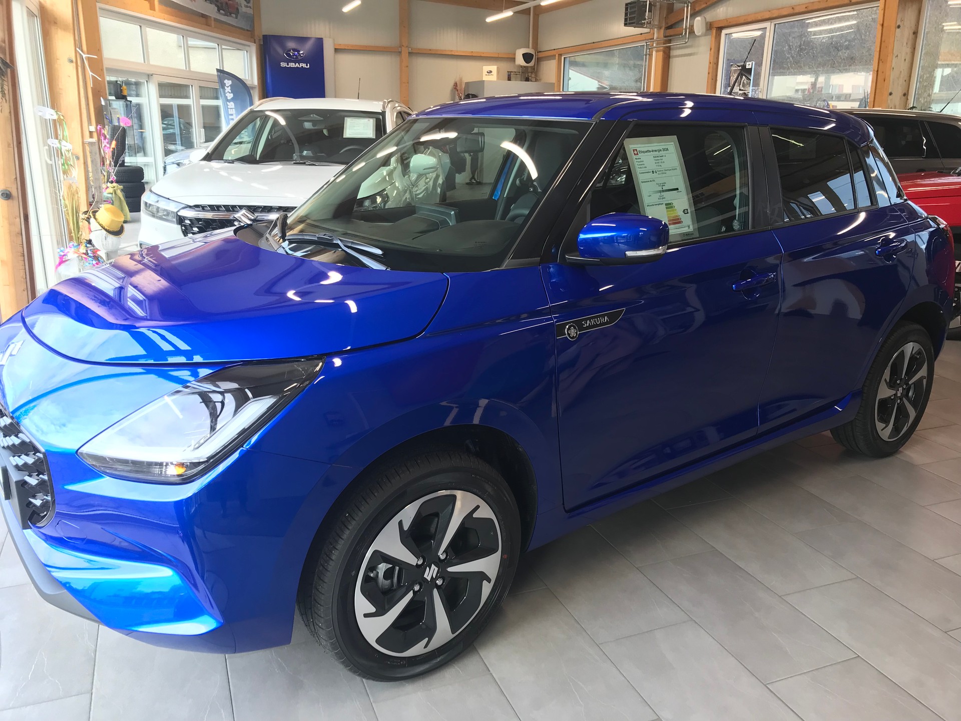 SUZUKI Swift 1.2 Sakura Top Hybrid 4x4