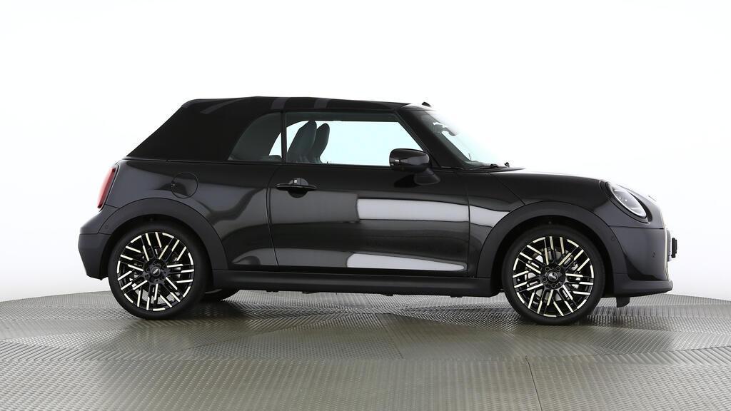 MINI Cooper S Cabrio-image-1