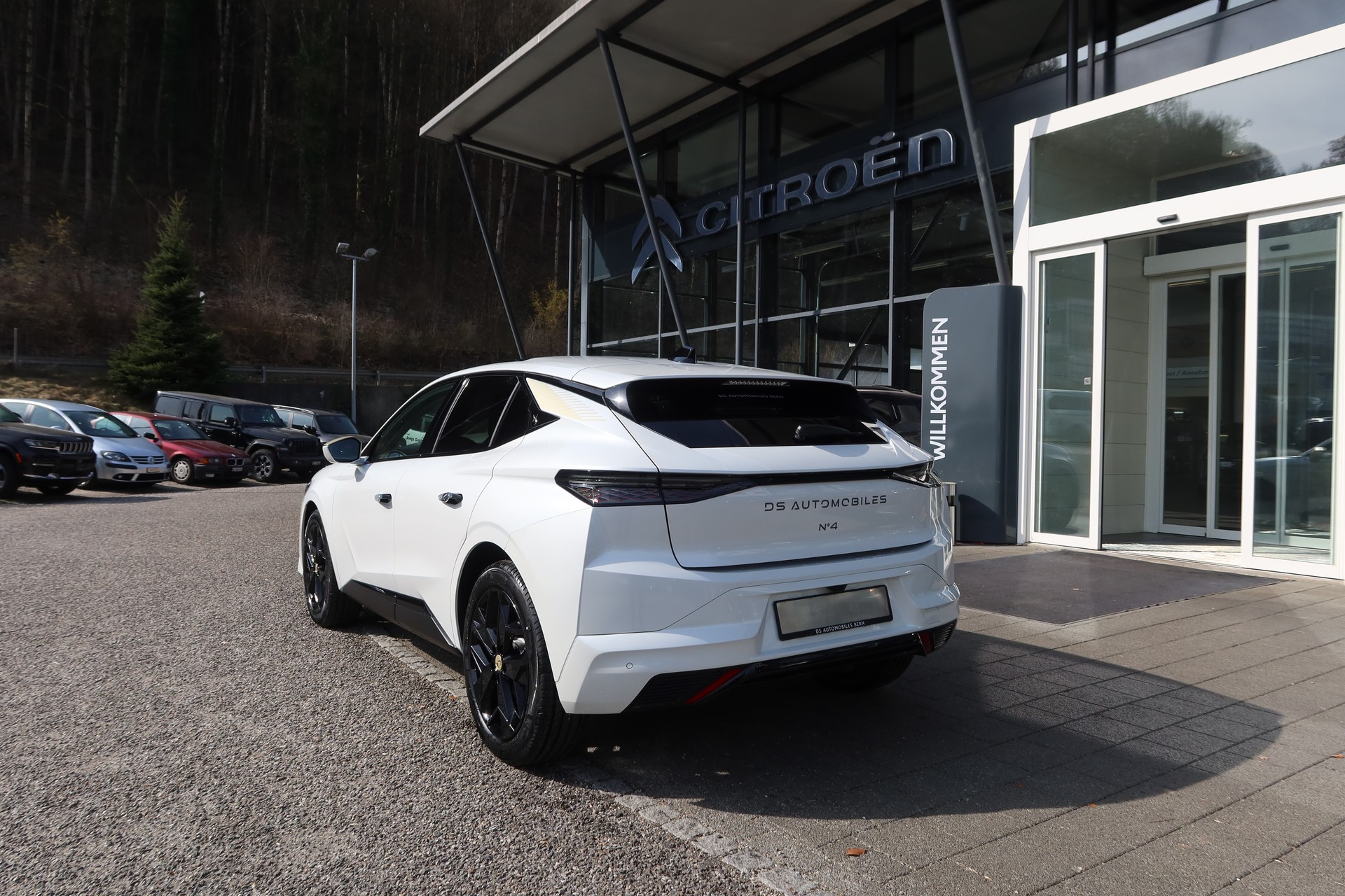 DS AUTOMOBILES DS 4 1.2MHEV Performance-image-5