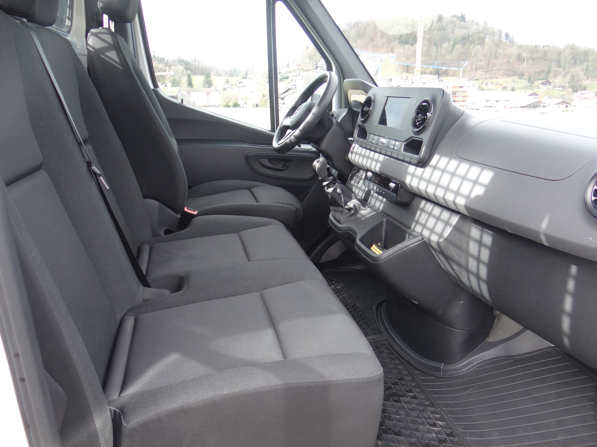 MERCEDES-BENZ Sprinter 314 CDI Standard FWD-image-7