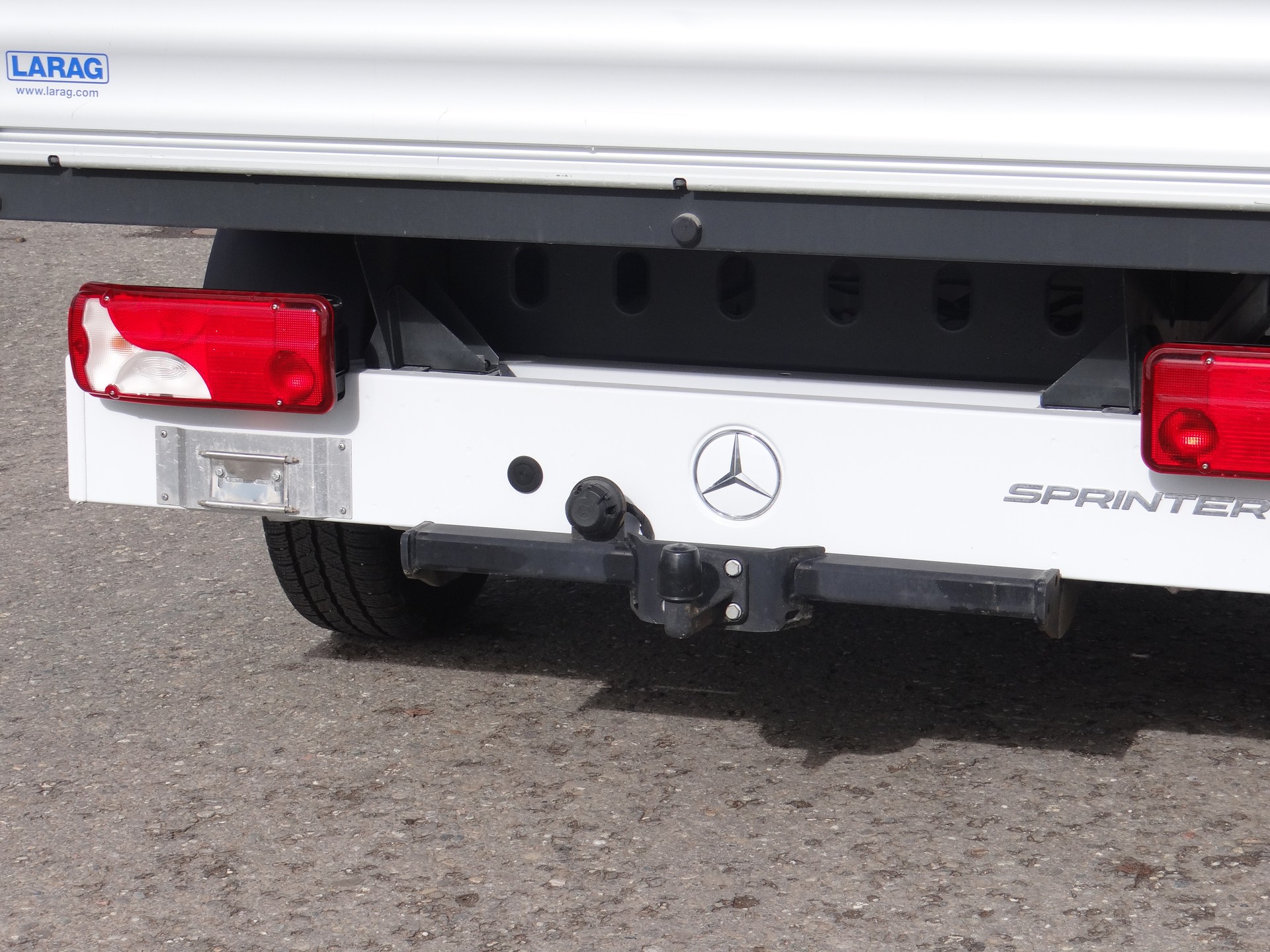 MERCEDES-BENZ Sprinter 314 CDI Standard FWD-image-5