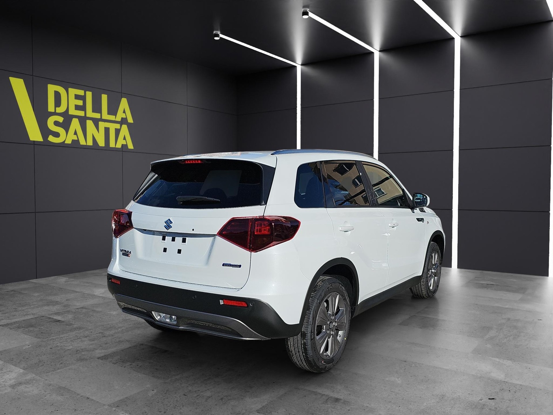 SUZUKI Vitara 1.4 T Sakura Hybrid 4x4-image-4