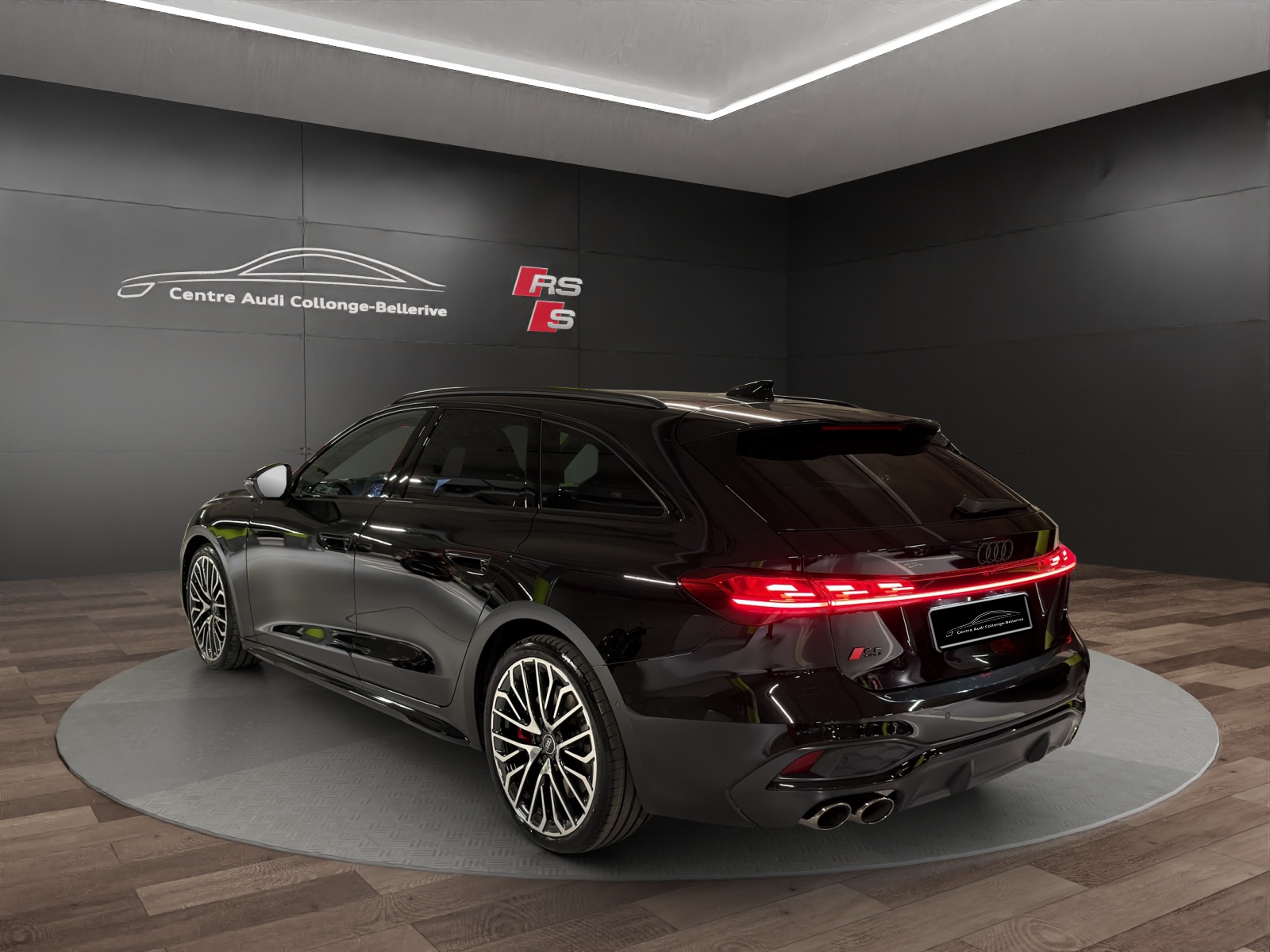 AUDI S5 Avant TFSI quattro S tronic-image-3