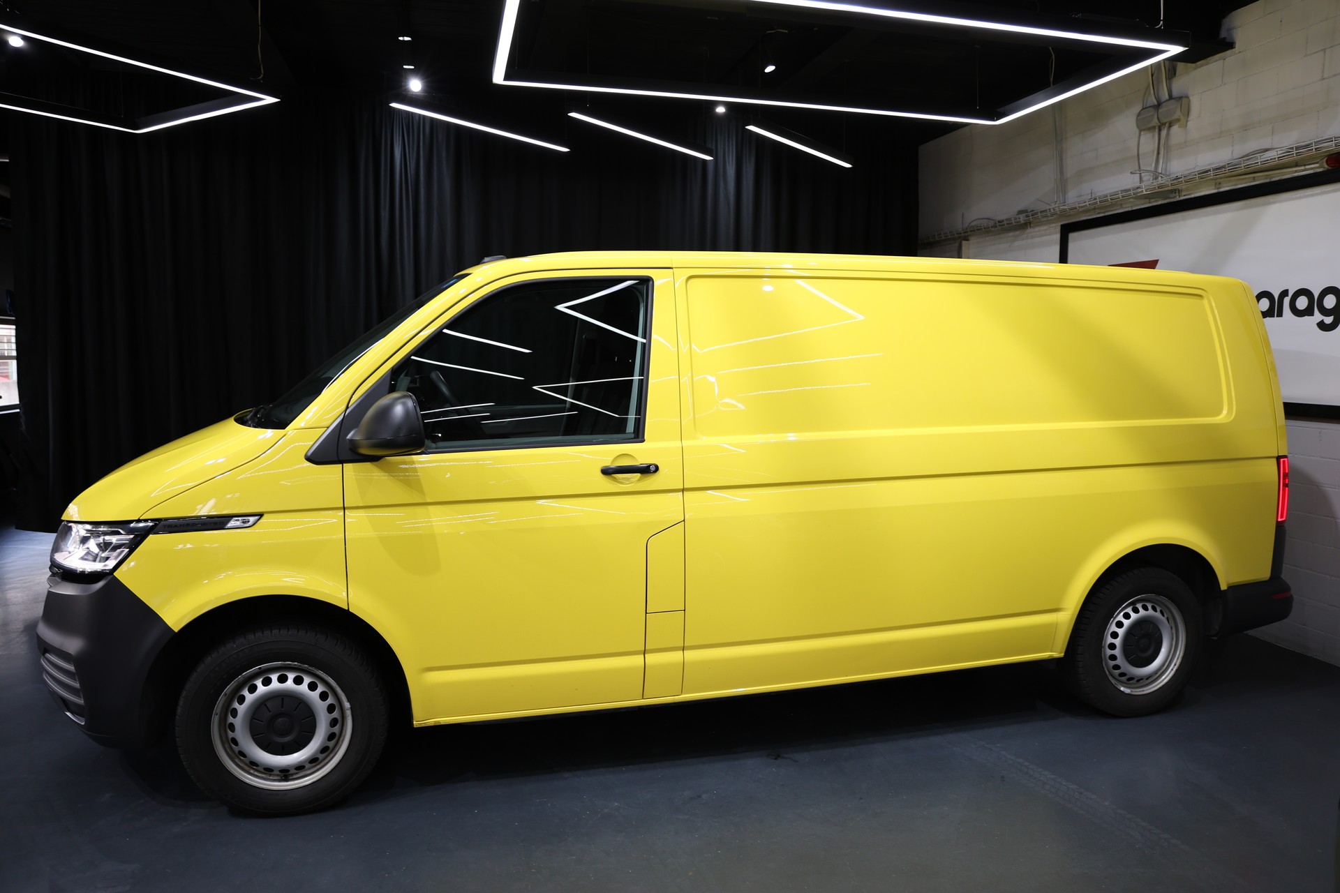 VW T6.1 2.0 TDI 4Motion EXTRA LANG BOTT Klima-image-1