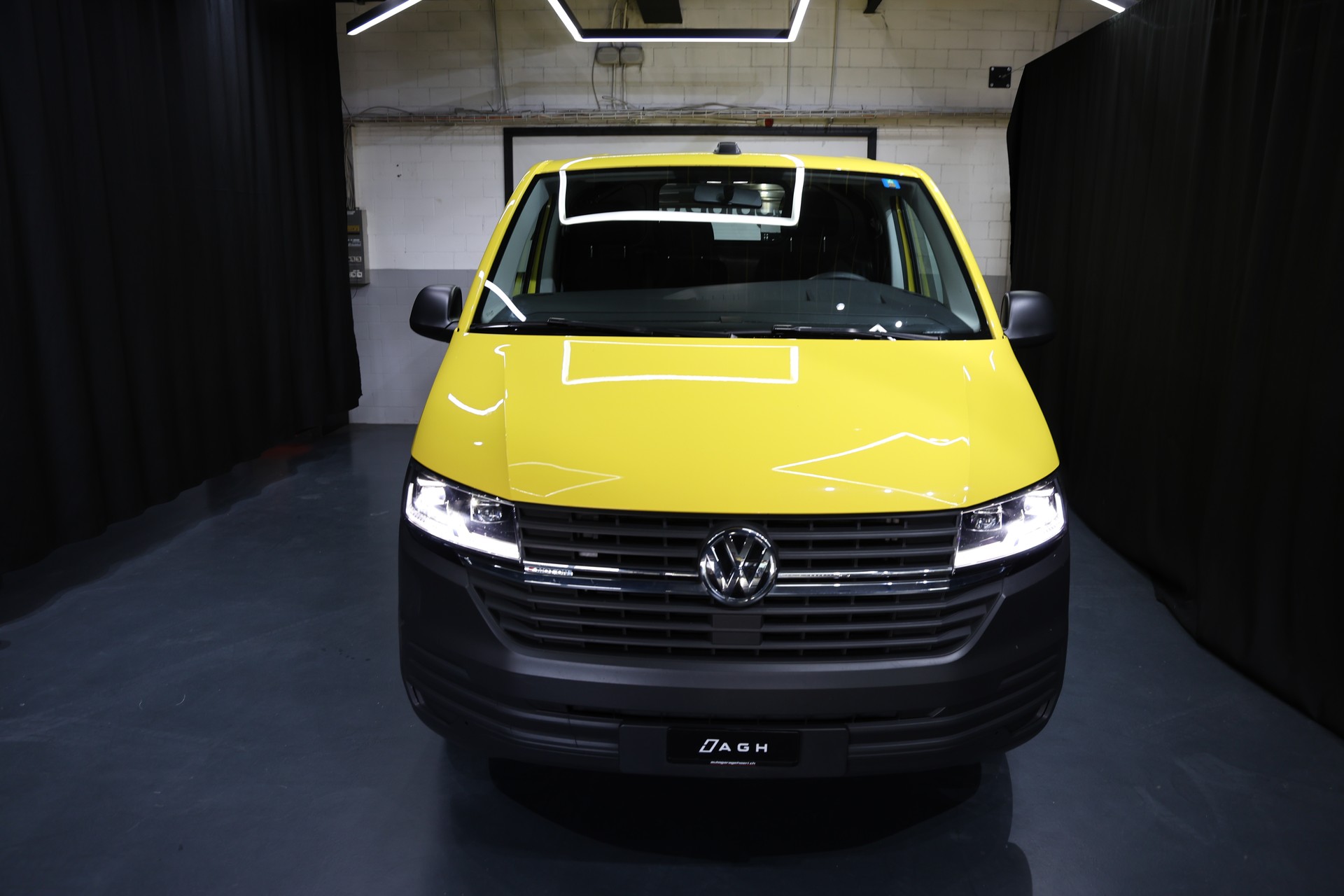 VW T6.1 2.0 TDI 4Motion EXTRA LANG BOTT Klima-image-2