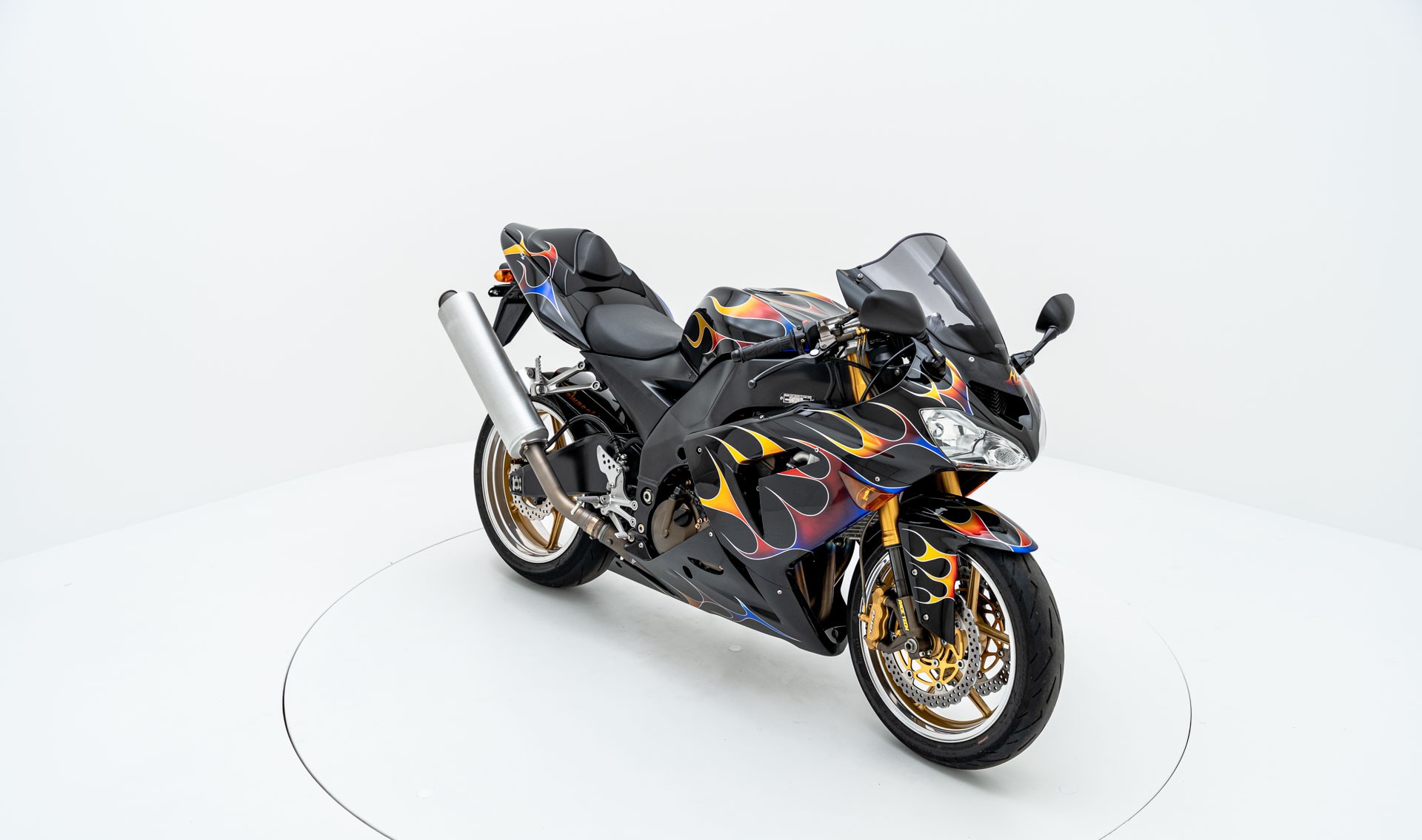 KAWASAKI Ninja ZX-10R-showroom-element-1