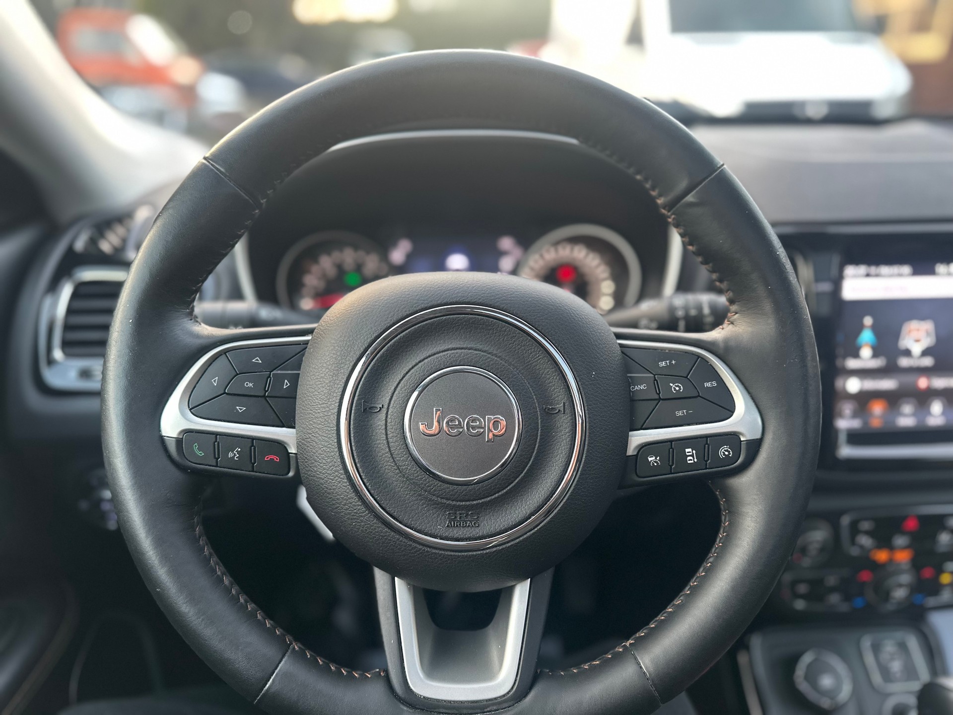 JEEP Compass 1.4 Turbo Limited AWD 9ATX-image-17