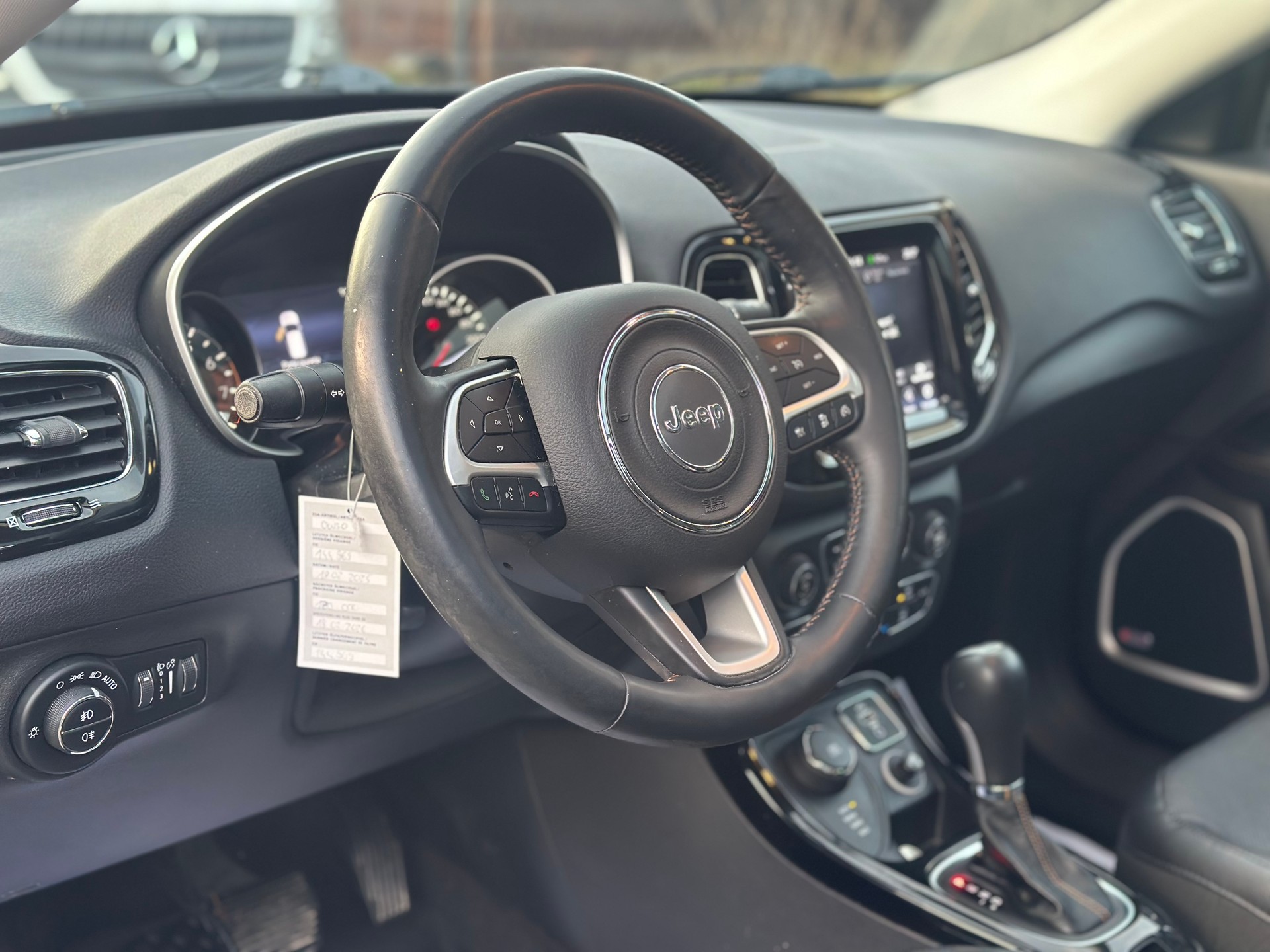 JEEP Compass 1.4 Turbo Limited AWD 9ATX-image-10
