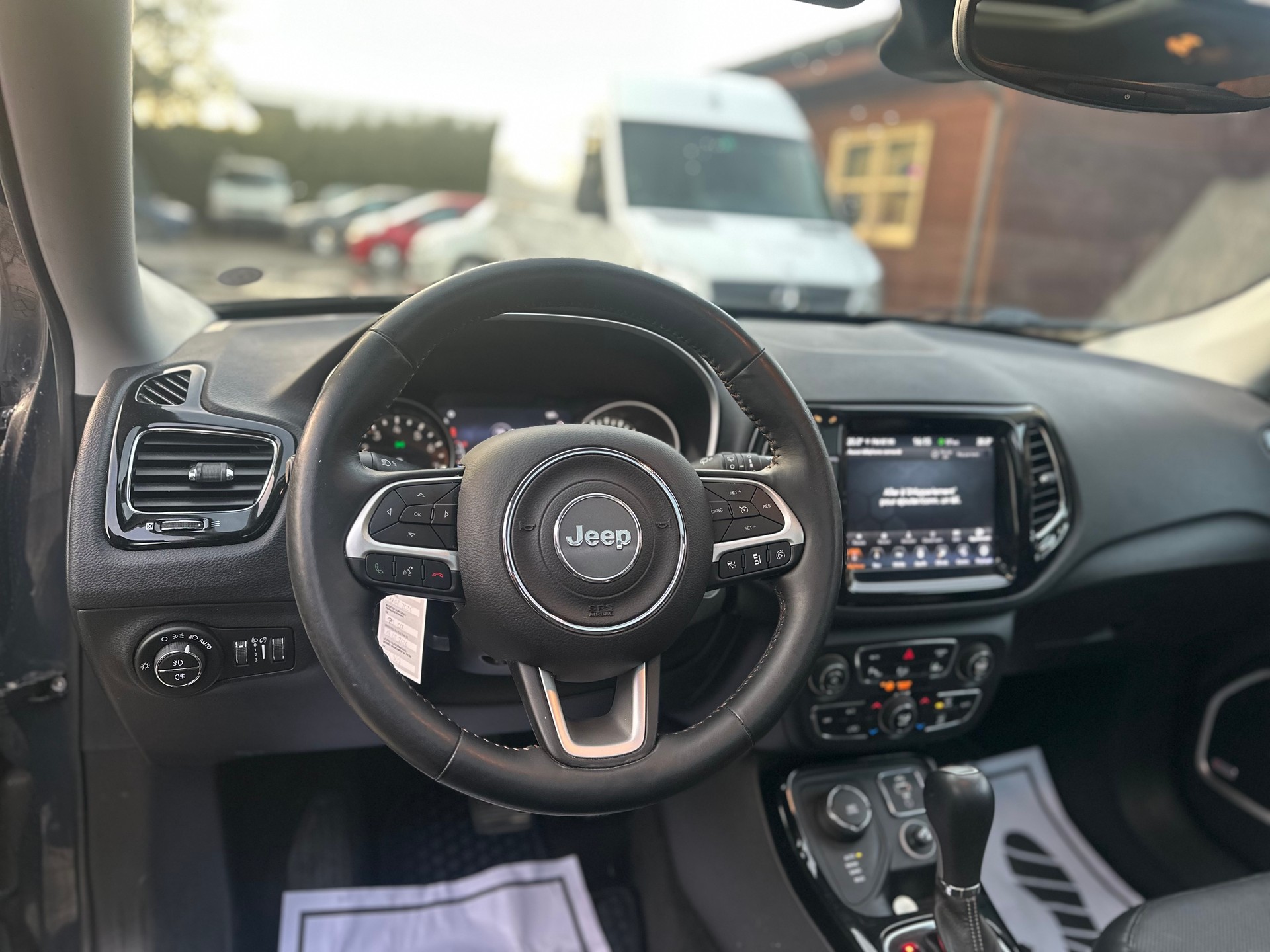 JEEP Compass 1.4 Turbo Limited AWD 9ATX-image-12