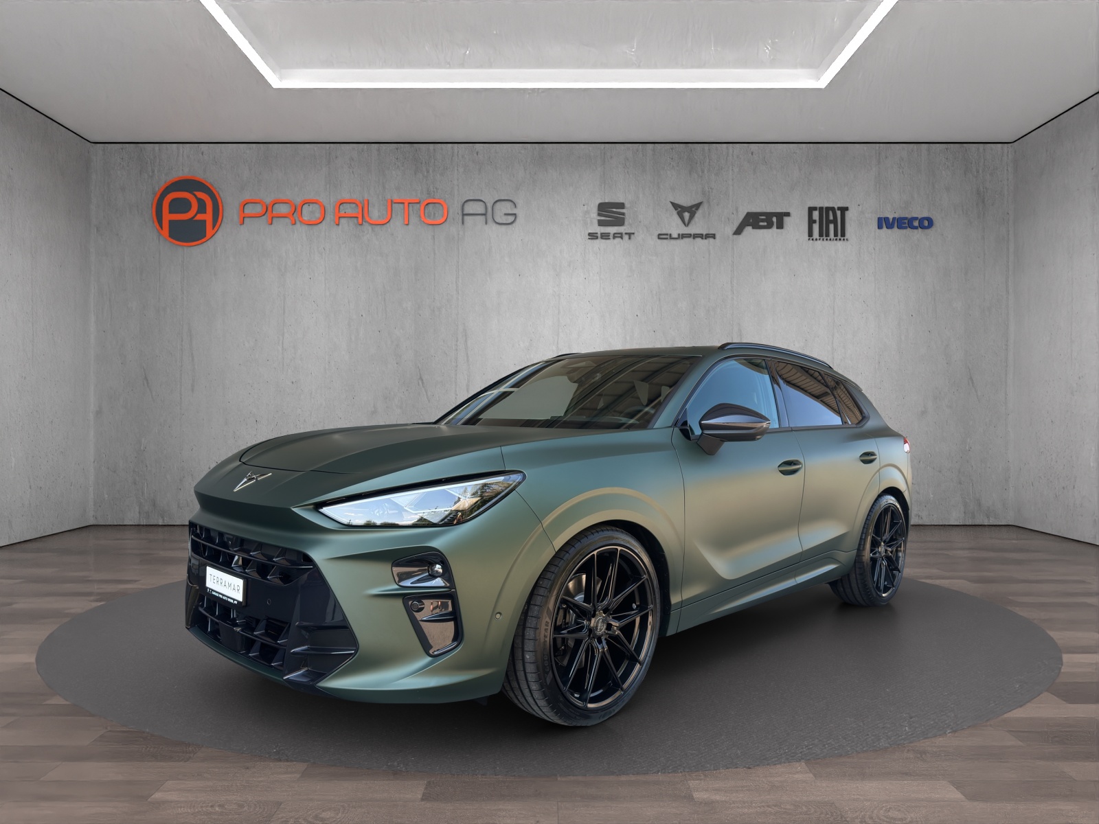 CUPRA Terramar 2.0 TSI DSG 4Drive VZ Tribe Edition "Grün Matt" Umbau-image-0
