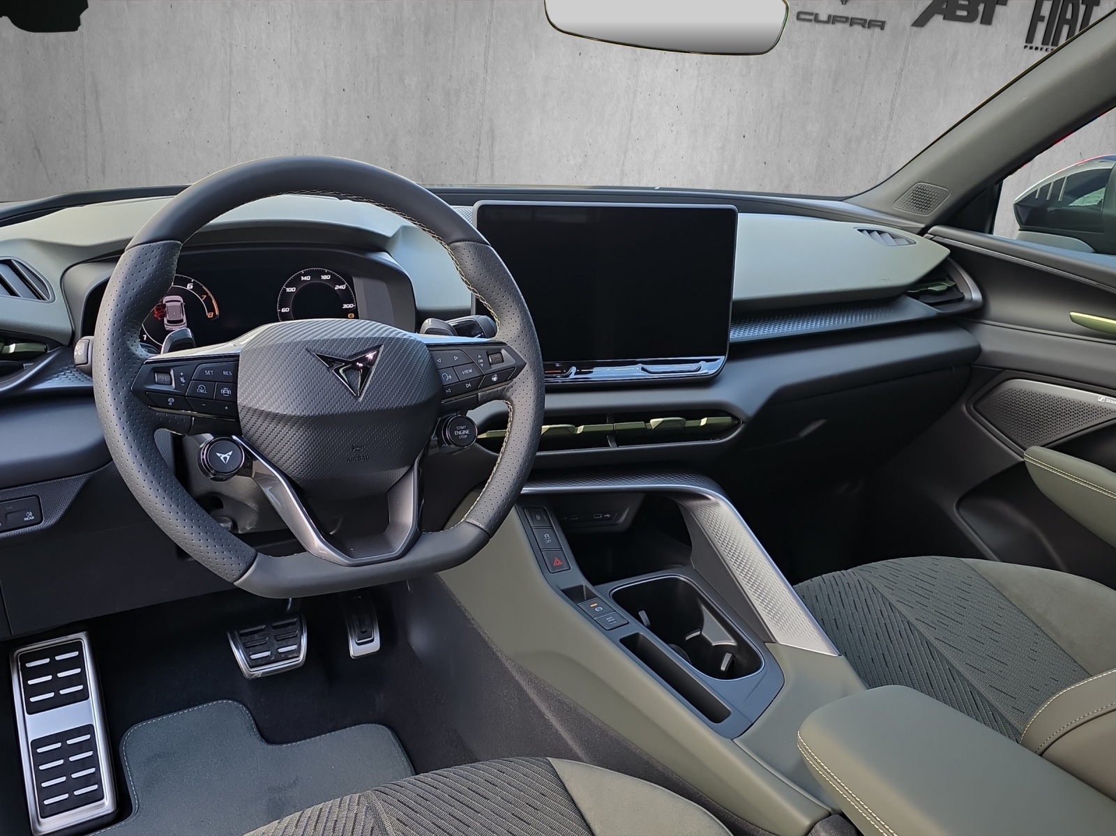 CUPRA Terramar 2.0 TSI DSG 4Drive VZ Tribe Edition "Grün Matt"-image-8