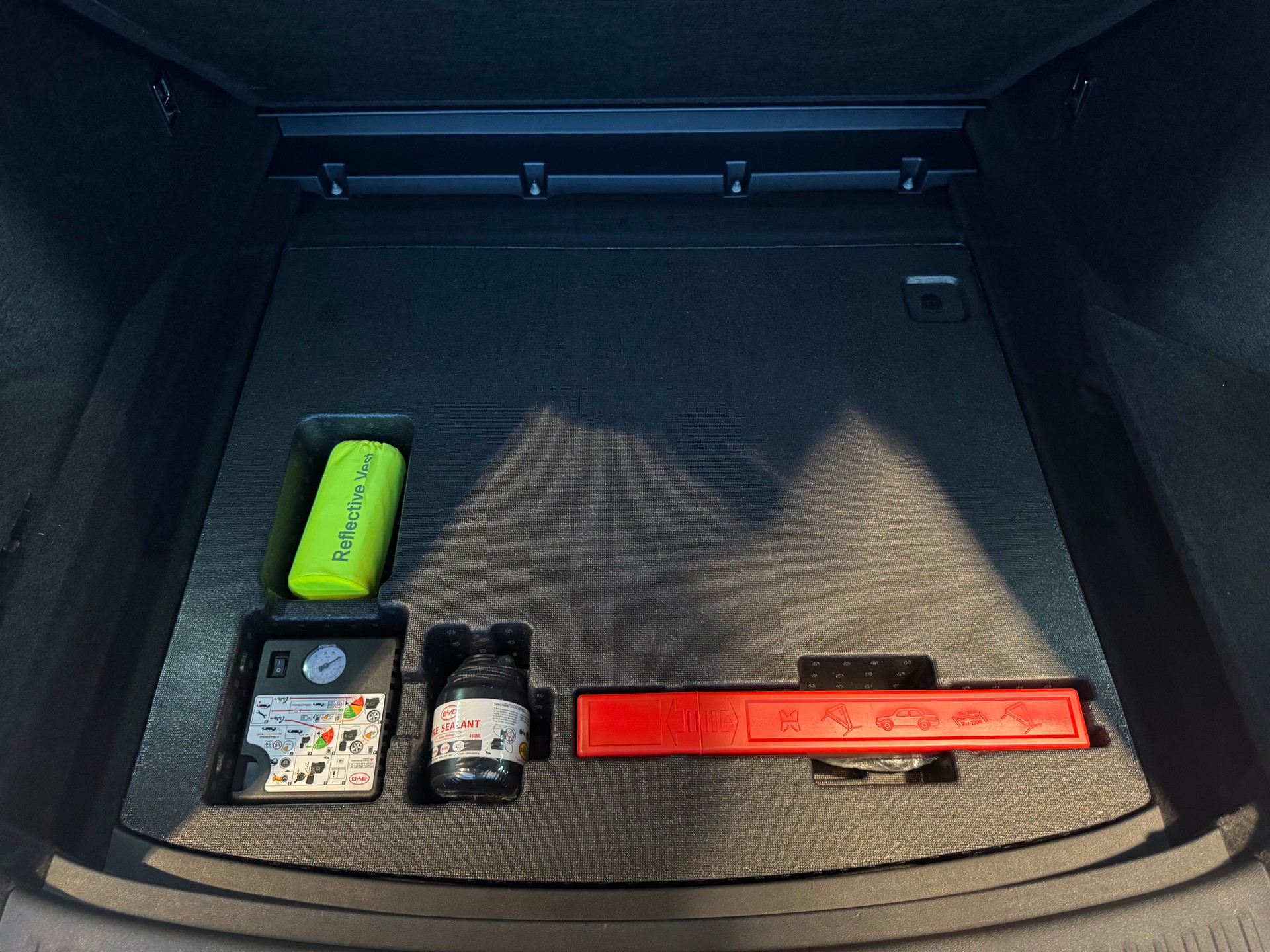 BYD Seal 6 DM-i Tour. Comfort-image-25