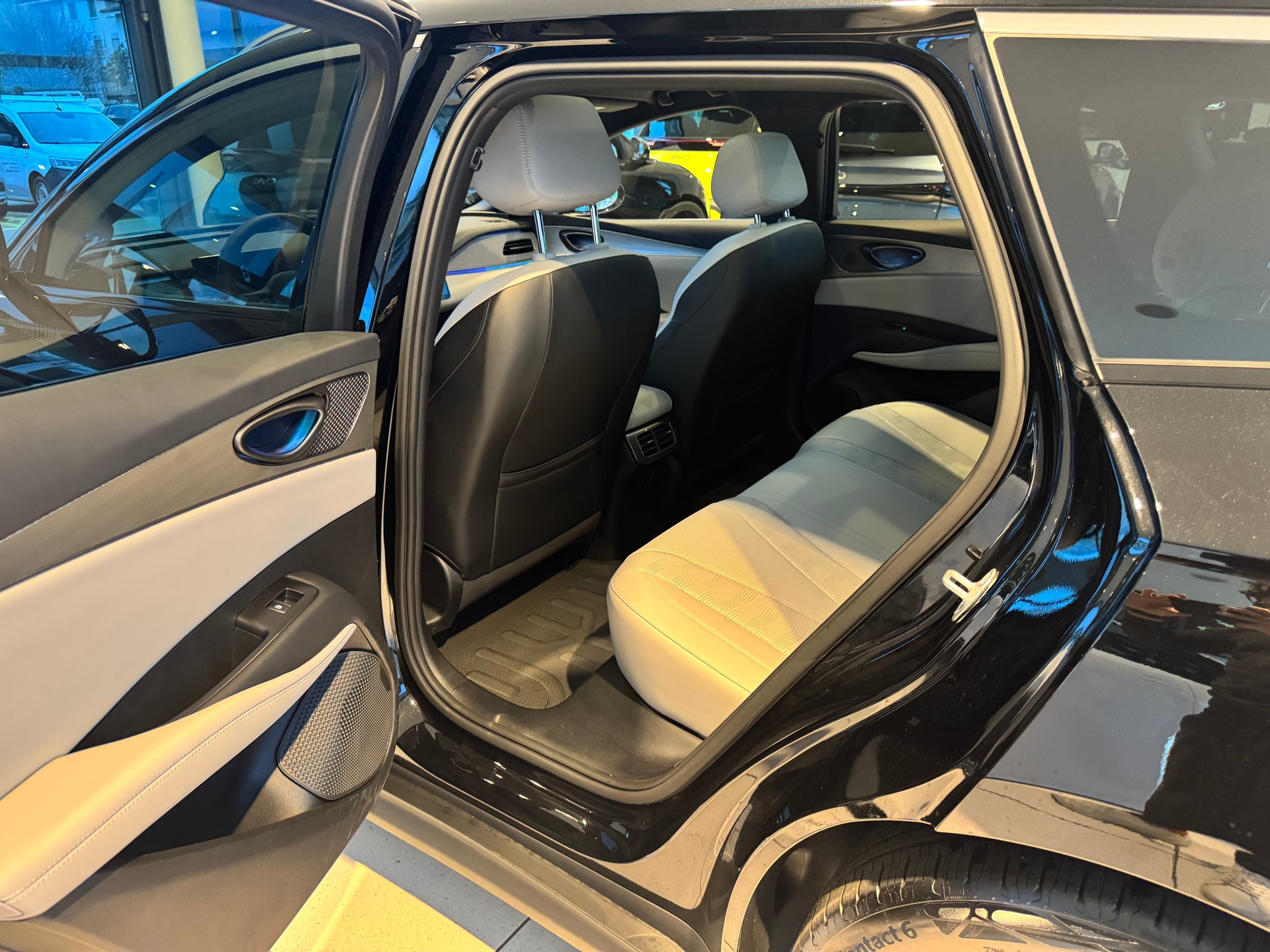 BYD Seal 6 DM-i Tour. Comfort-image-21