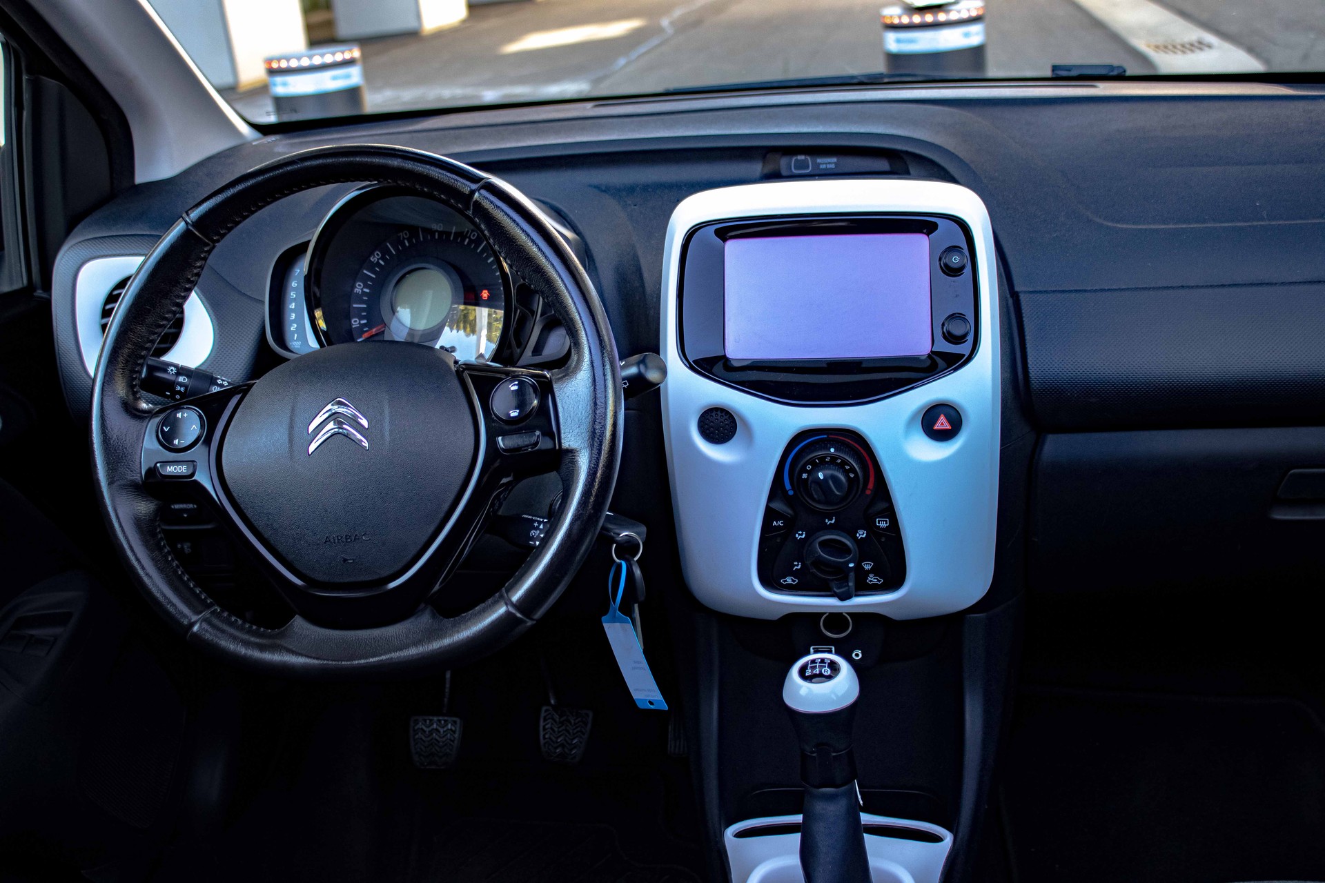 CITROEN C1 1.2 VTi Feel Airscape ink. Garantie-image-9