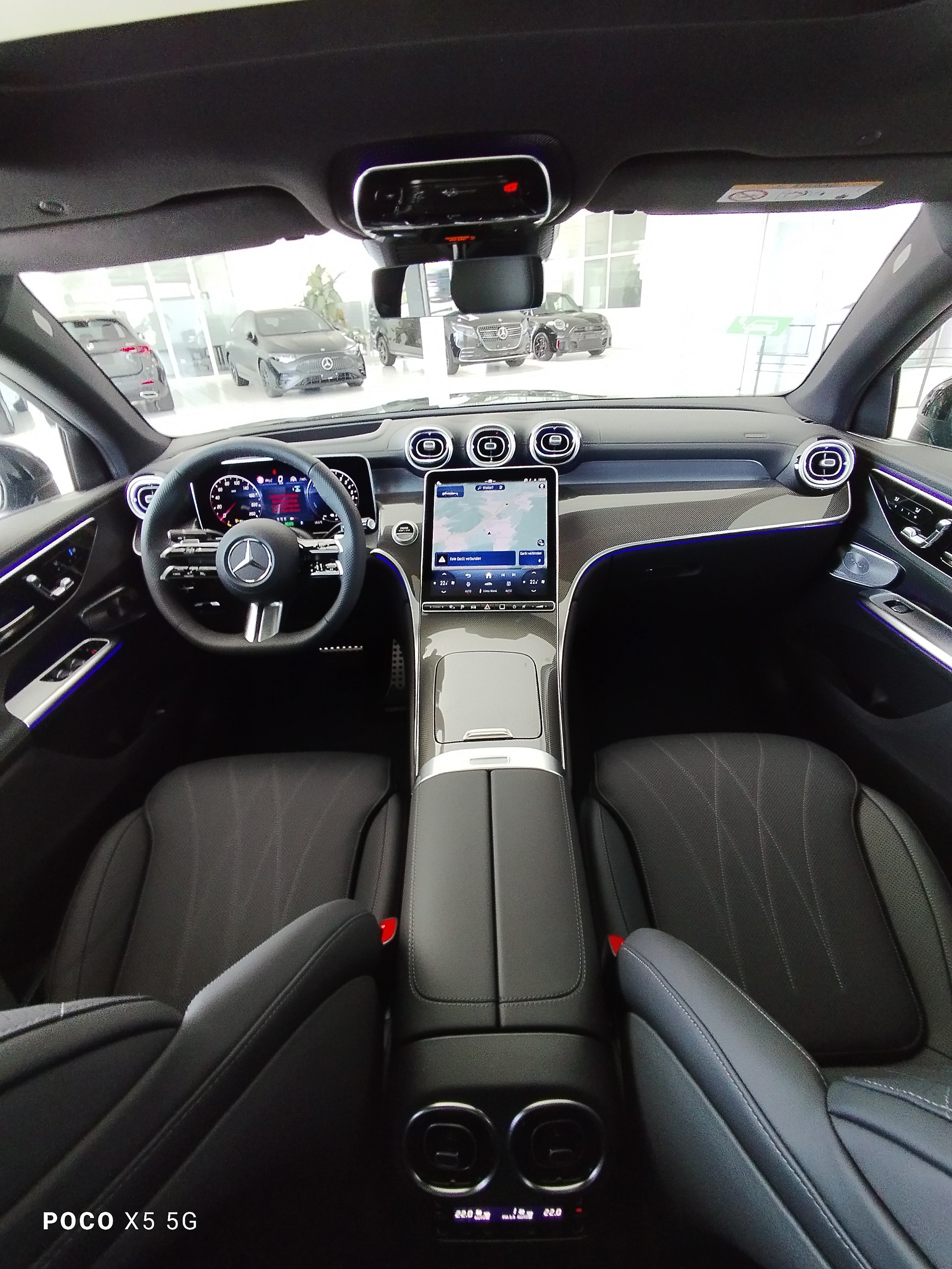 MERCEDES-BENZ GLC 400 e 4Matic EQ Star-image-9
