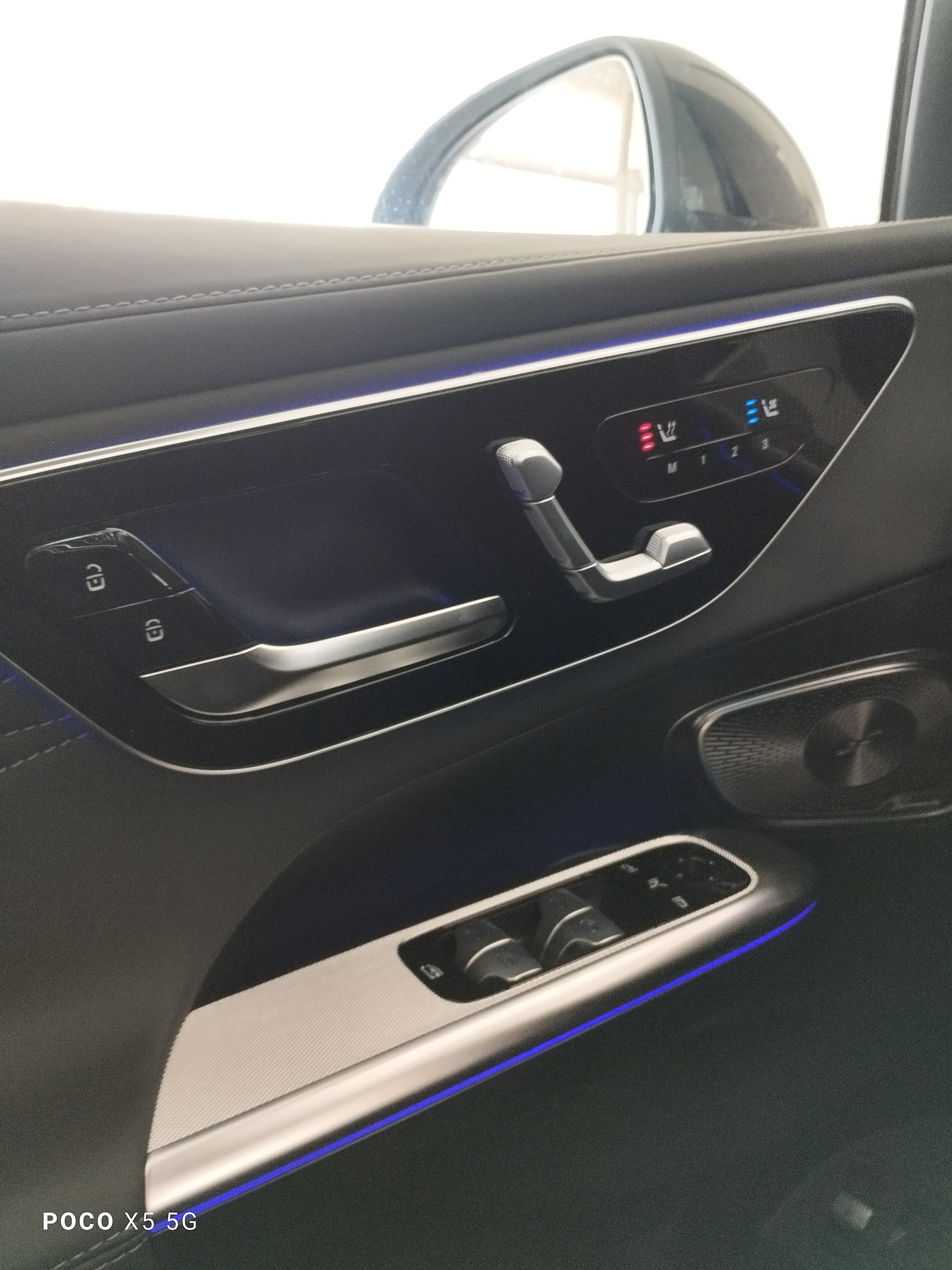 MERCEDES-BENZ GLC 400 e 4Matic EQ Star-image-6