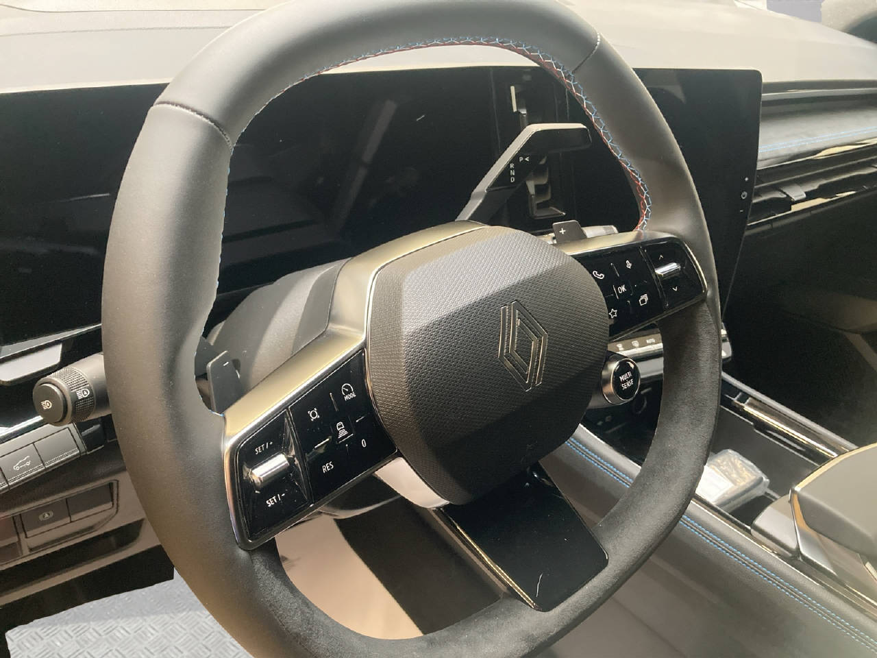 RENAULT Austral 1.2 E-Tech esprit Alpine-image-9