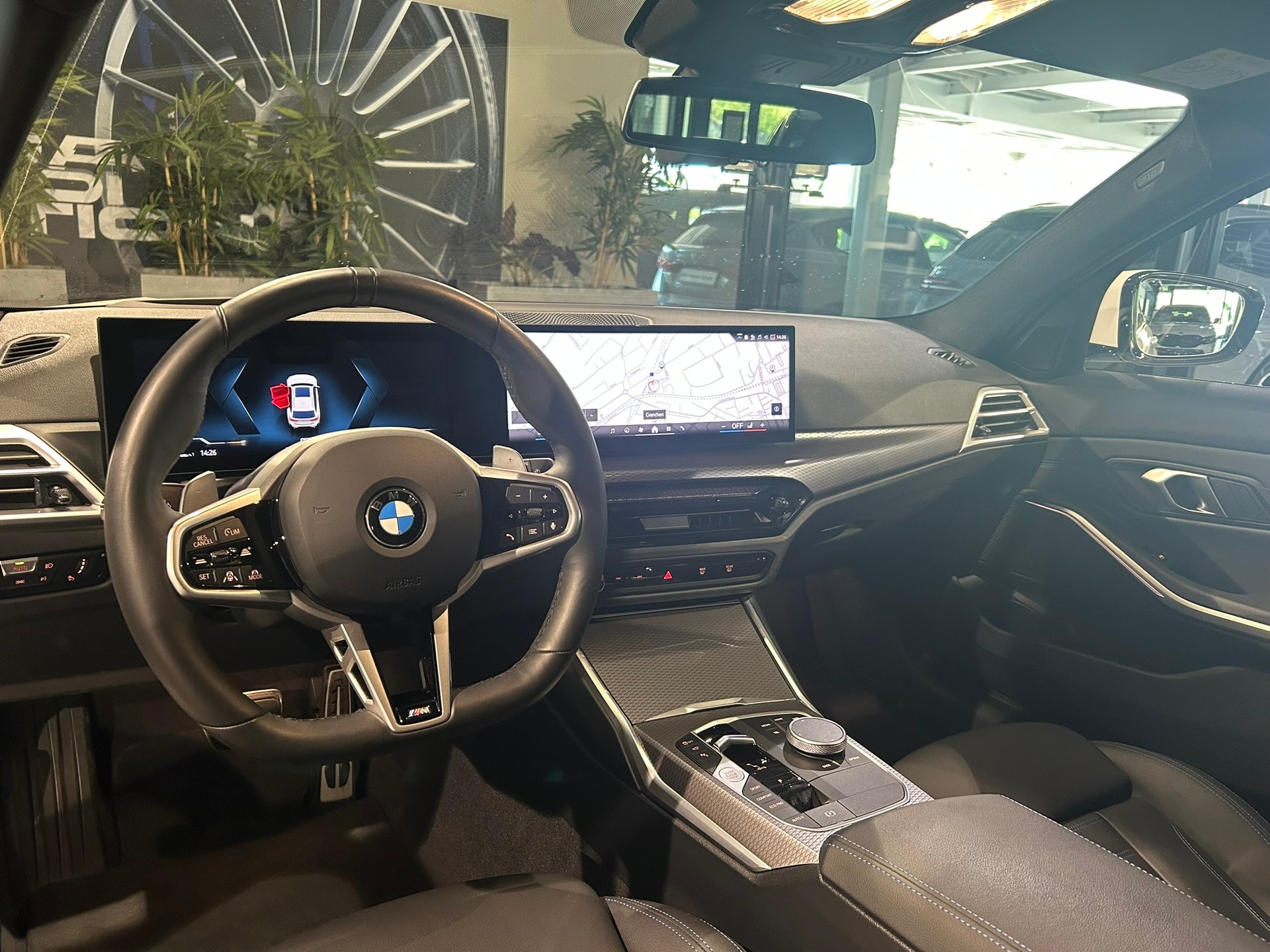 BMW 320d xDrive 48V Touring Steptronic M Sport-image-23