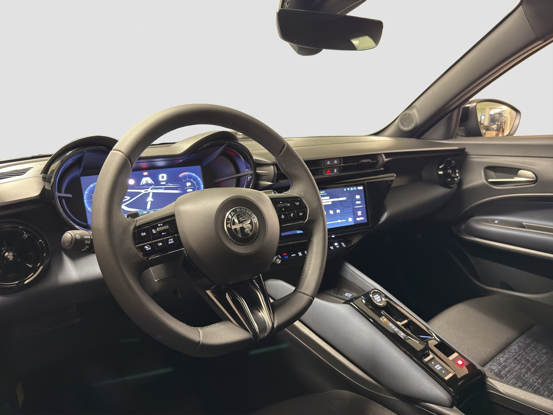 ALFA ROMEO Junior 1.2 Ibrida-image-12