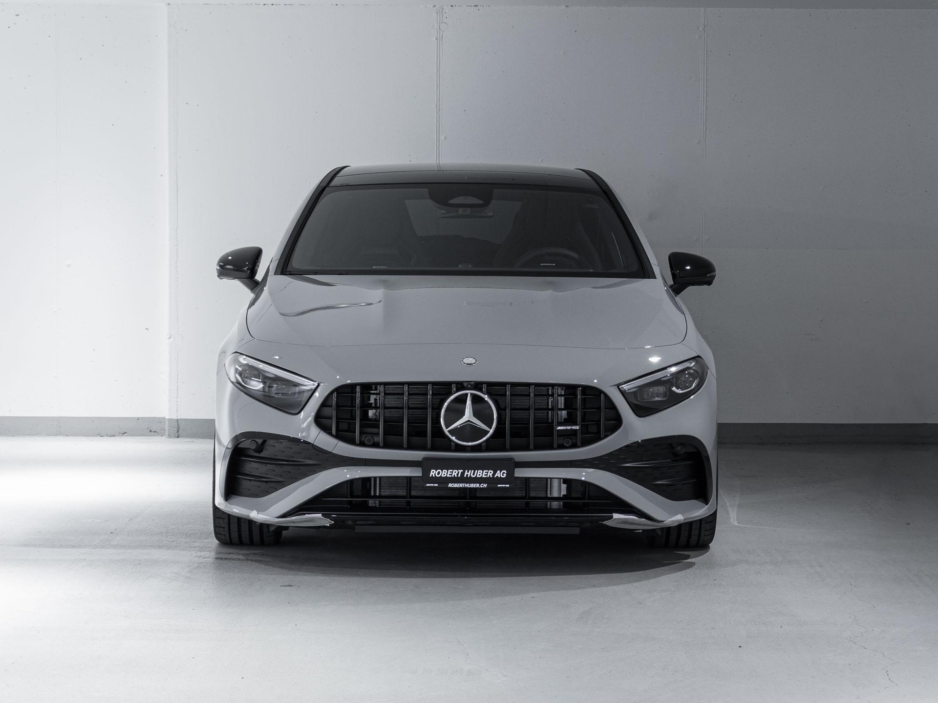 MERCEDES-BENZ A 35 AMG 4MATIC-image-2