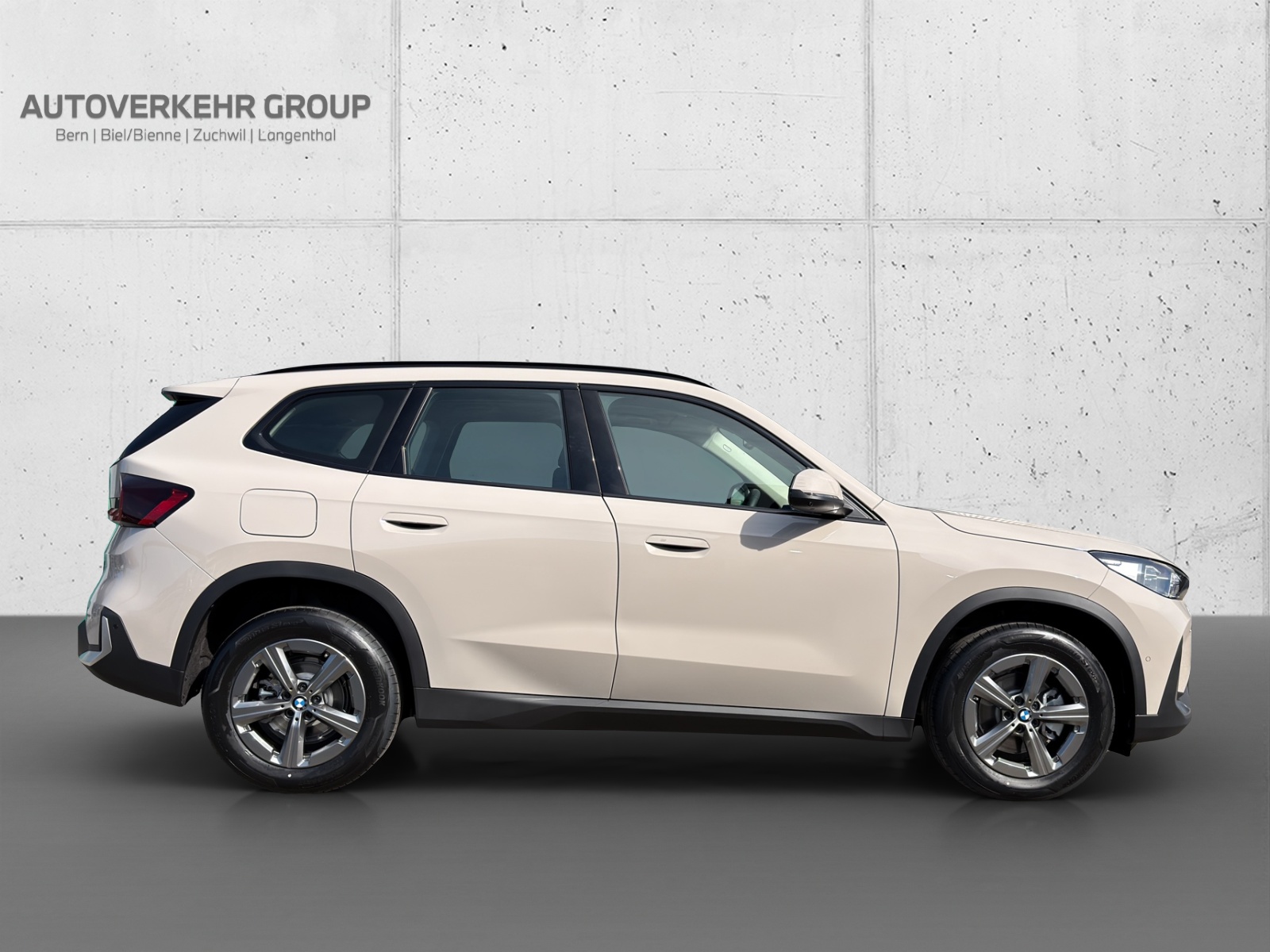 BMW X1 sDrive 18i-image-5
