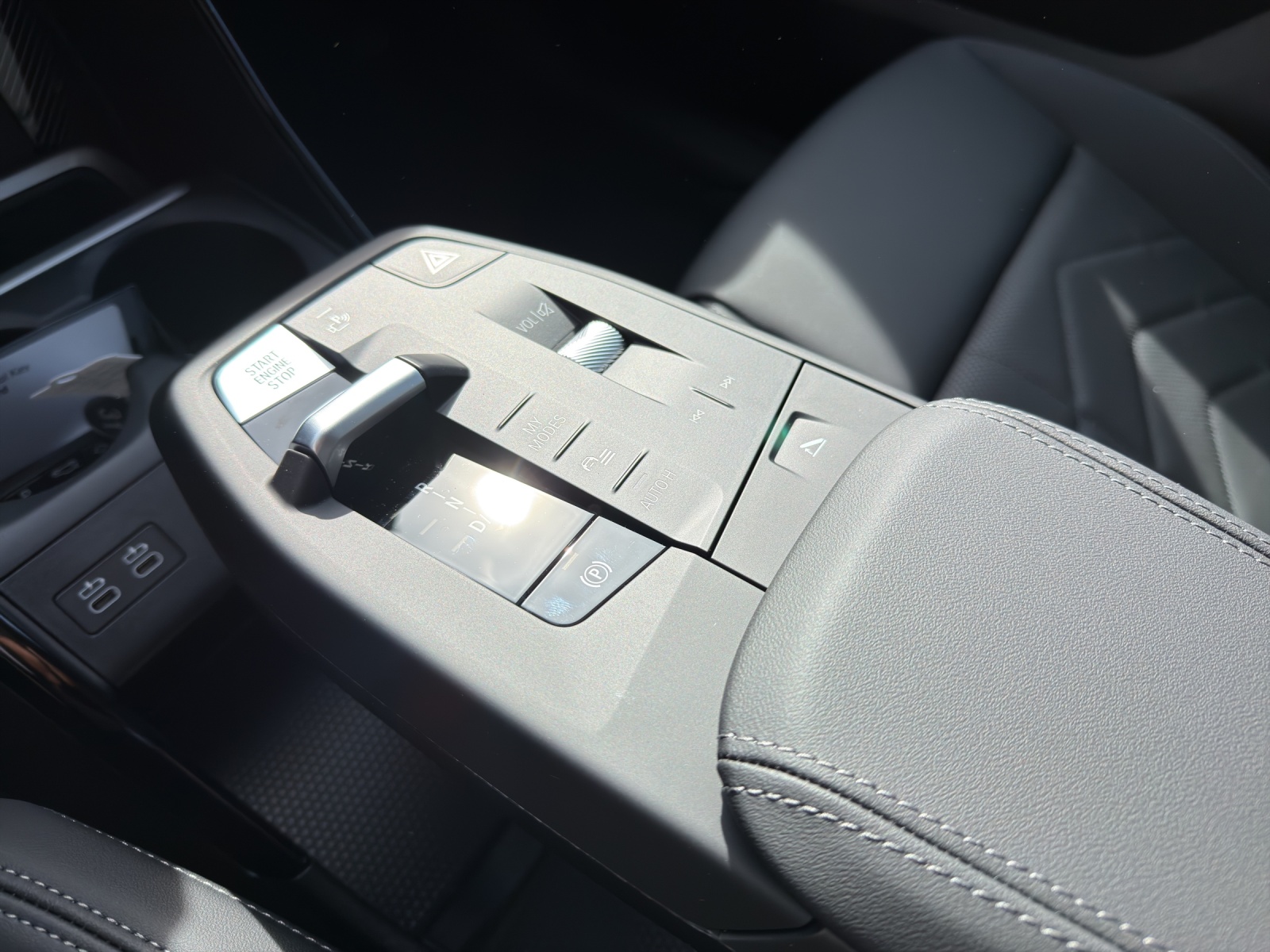 BMW X1 sDrive 18i-image-20