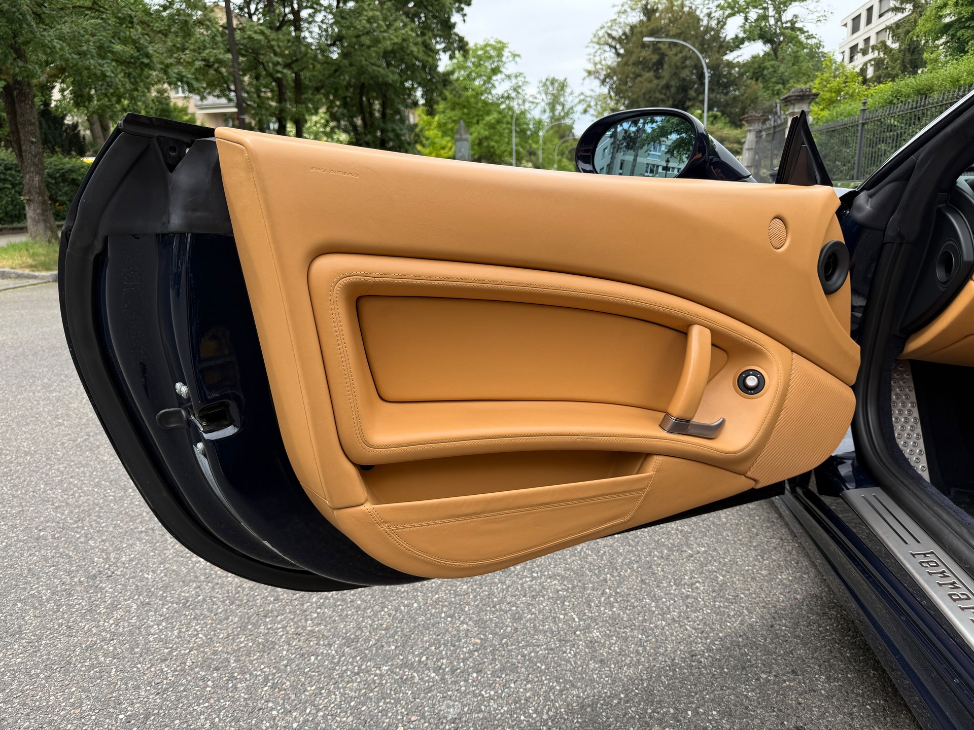 FERRARI California 4.3 V8-image-5
