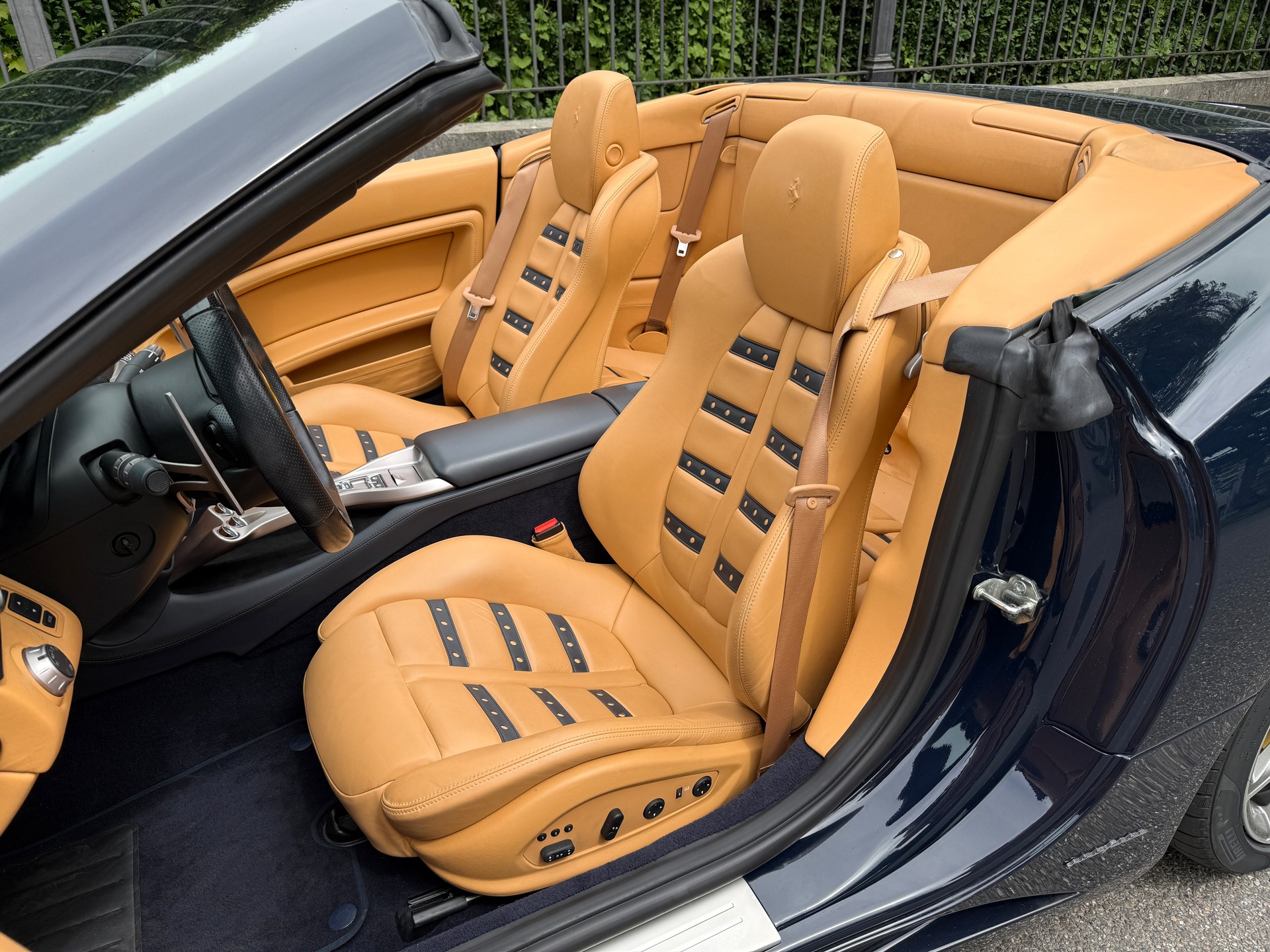 FERRARI California 4.3 V8-image-4