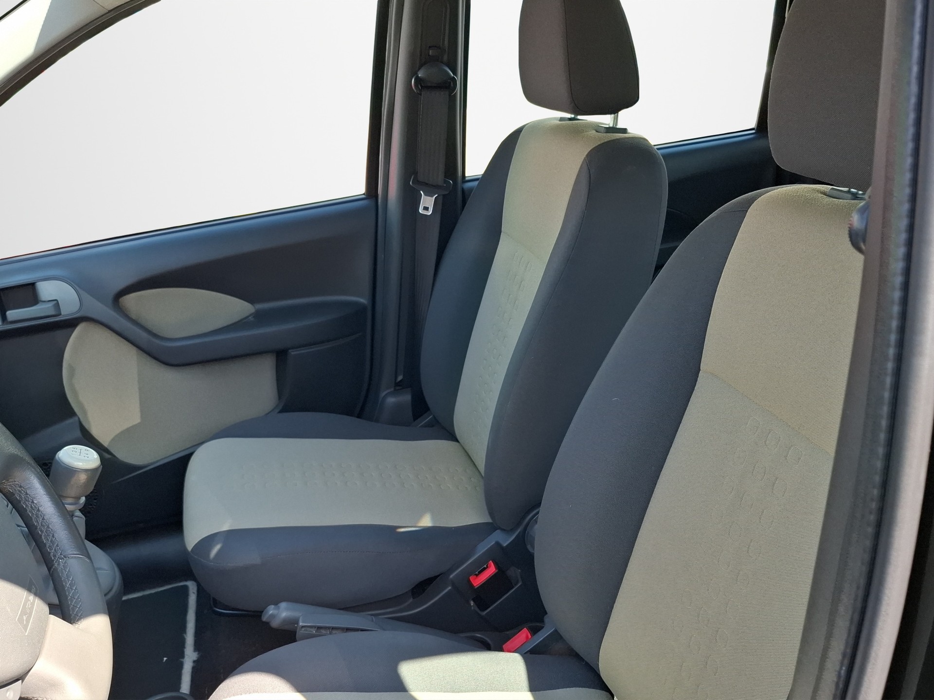 FIAT Panda 1.2 Dynamic-image-9