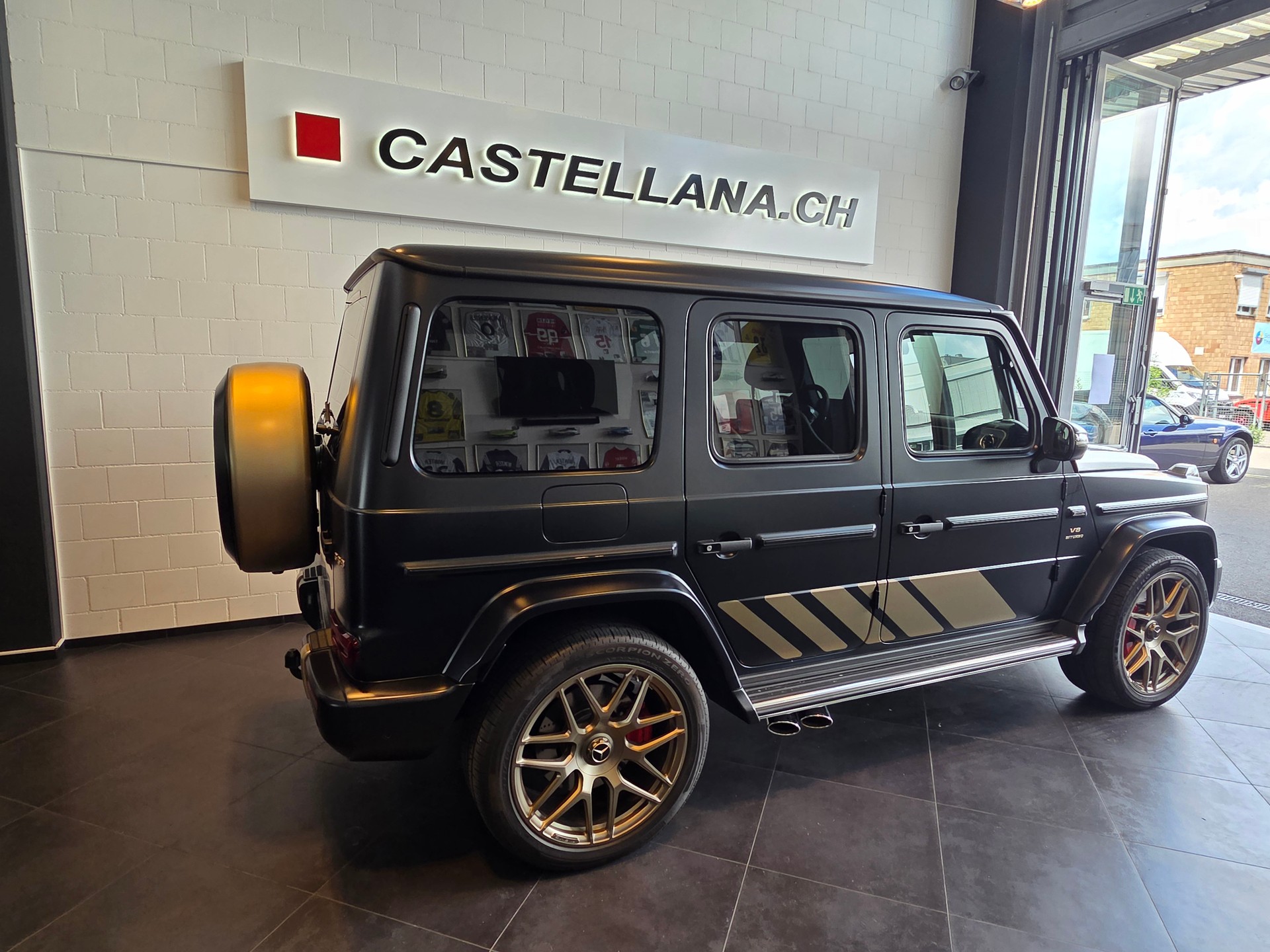 MERCEDES-BENZ G 63 AMG 9G-Tronic Grand Edition-image-3