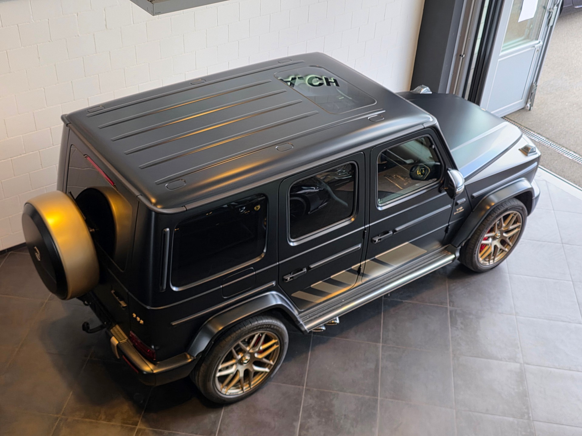 MERCEDES-BENZ G 63 AMG 9G-Tronic Grand Edition-image-8