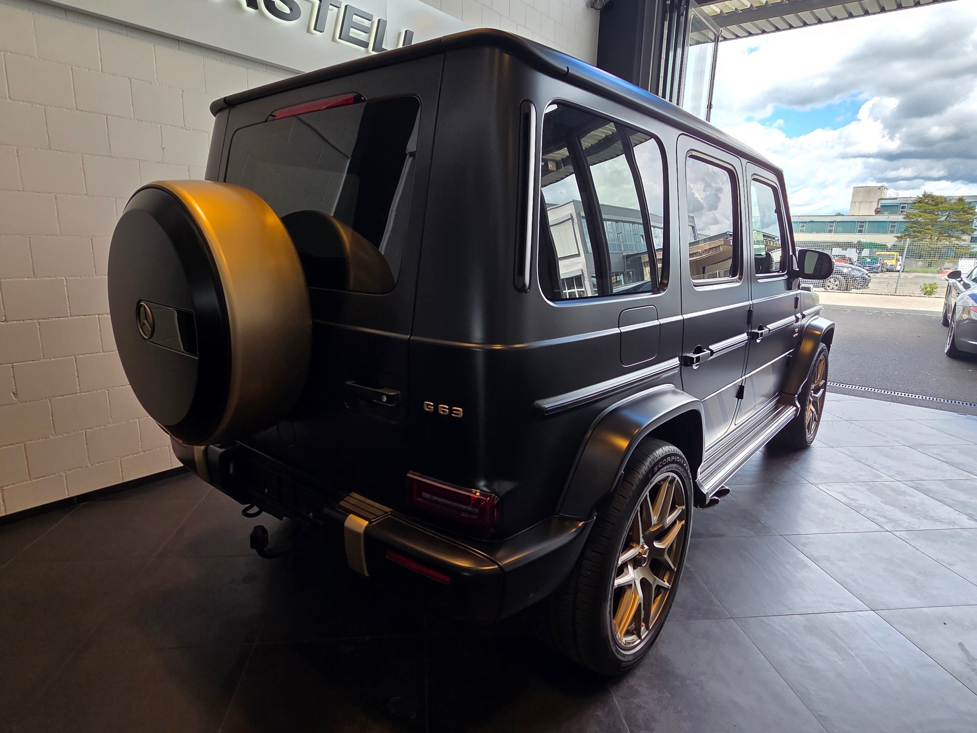 MERCEDES-BENZ G 63 AMG 9G-Tronic Grand Edition-image-4