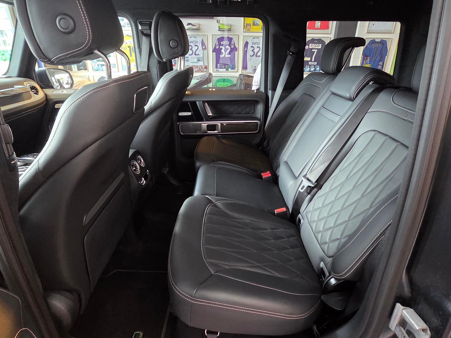 MERCEDES-BENZ G 63 AMG 9G-Tronic Grand Edition-image-16