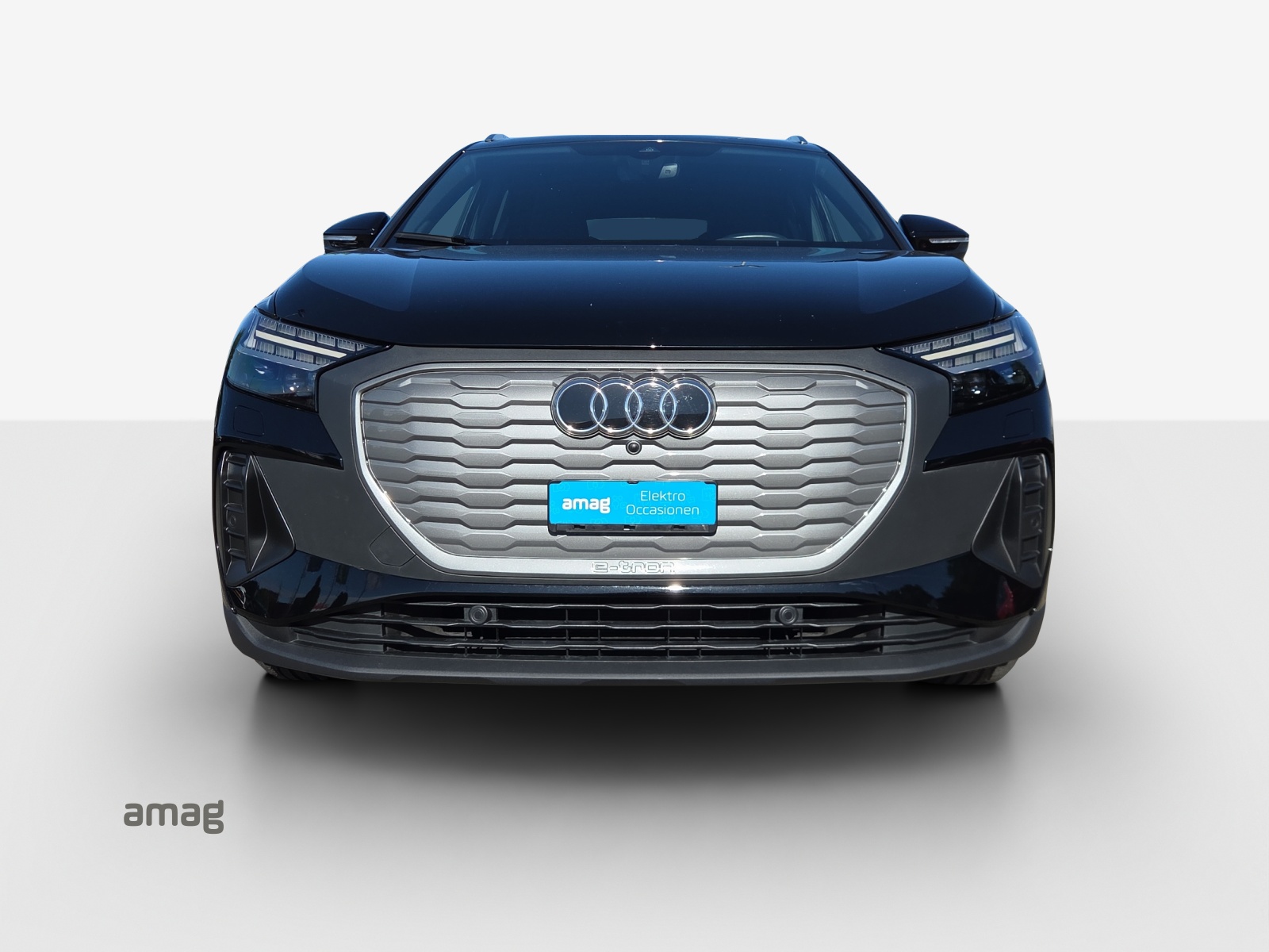 AUDI Q4 e-tron 45 quattro-image-3