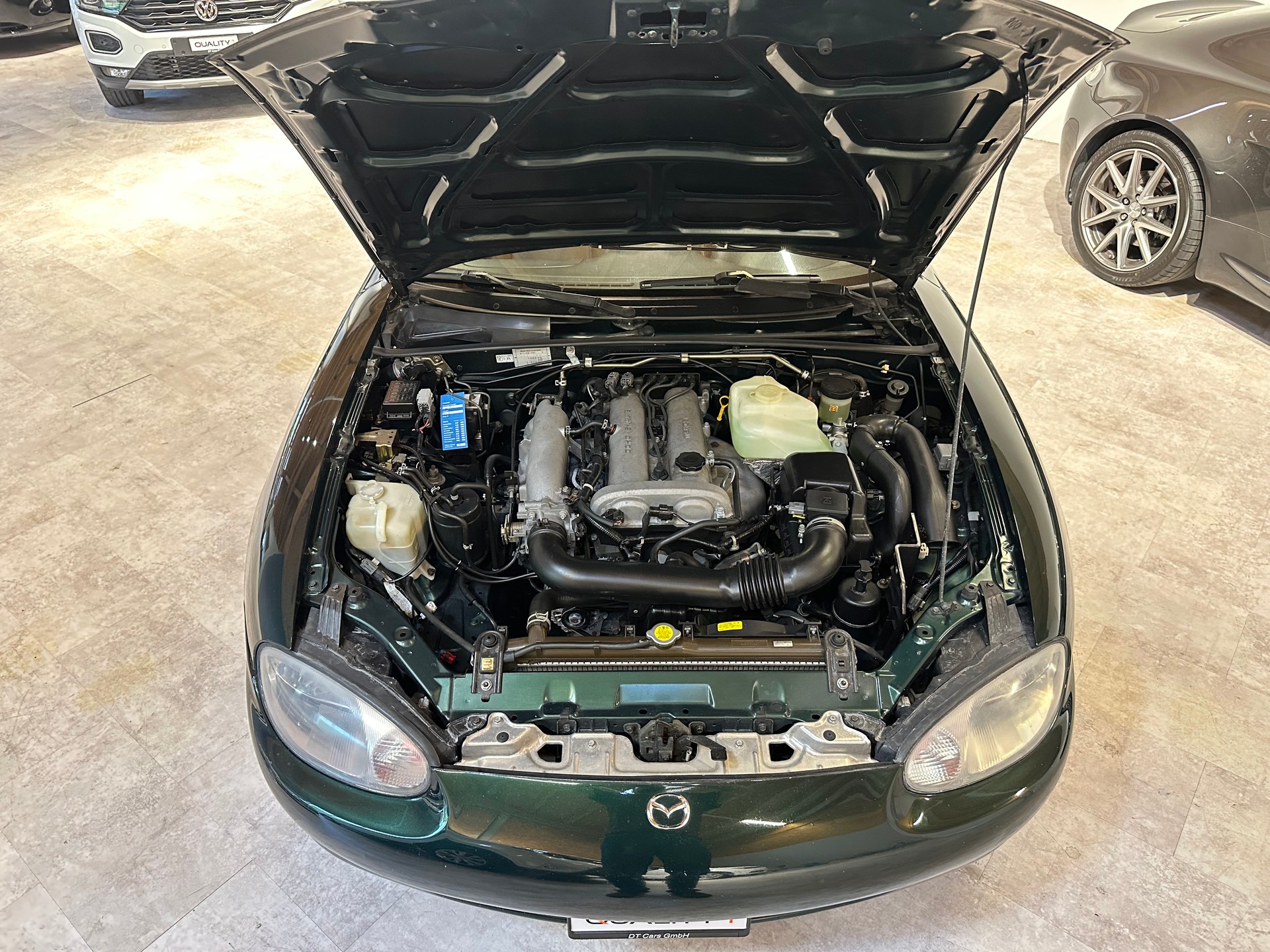 MAZDA MX-5 1.6i-16 B.Classic/Ab MFK/Frisch ab Service-image-18
