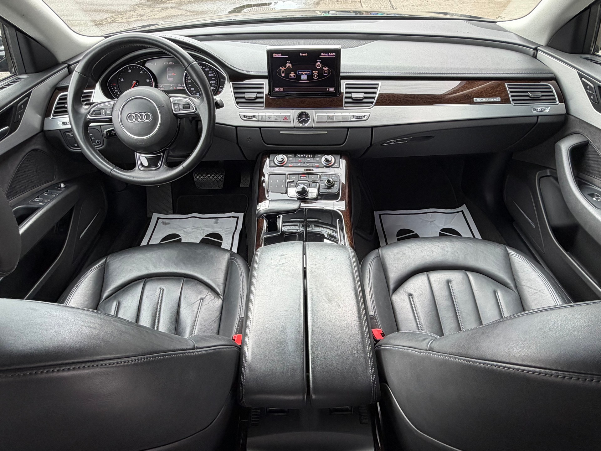AUDI A8 3.0 TDI quattro tiptronic-image-8