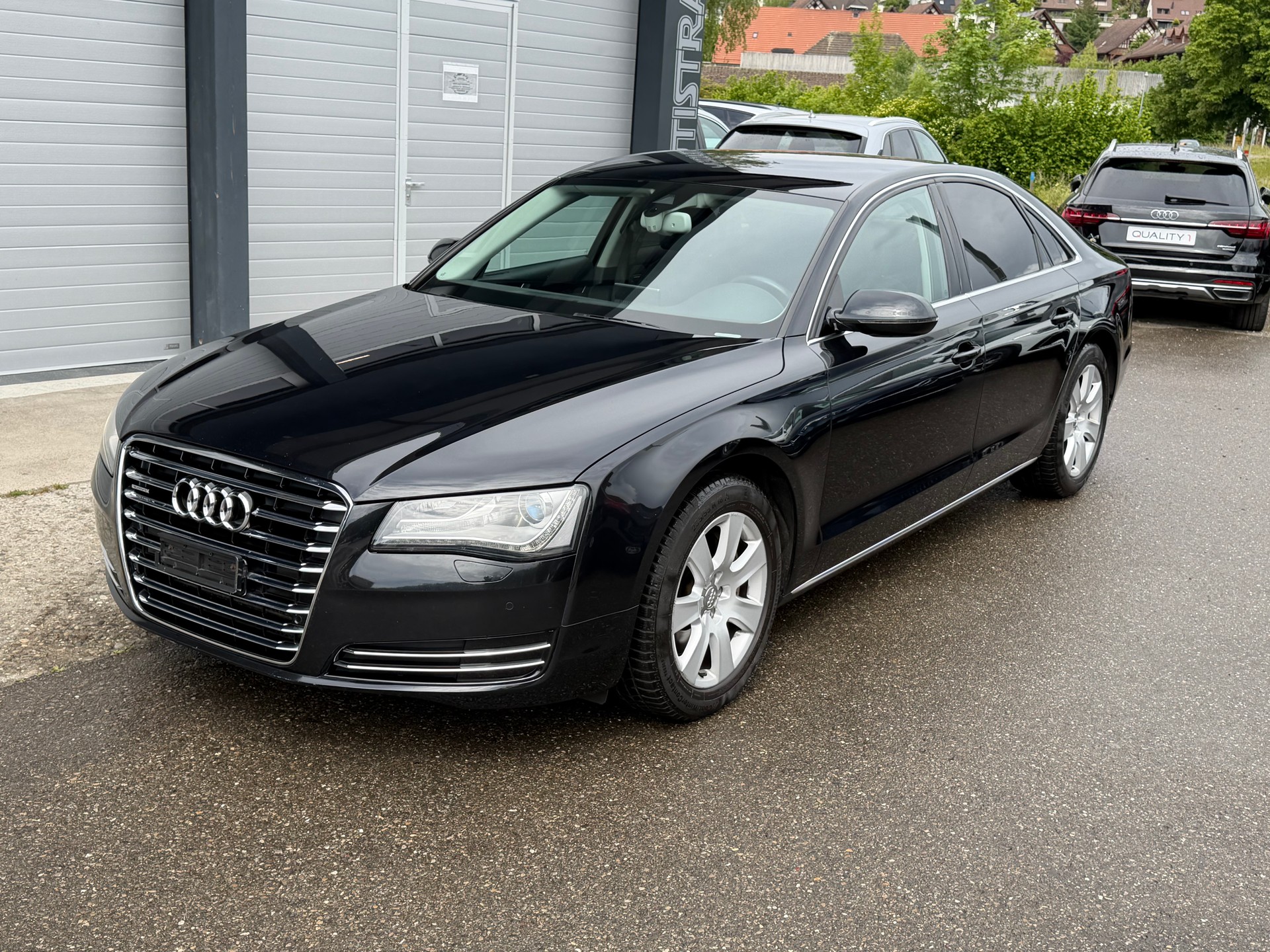AUDI A8 3.0 TDI quattro tiptronic-image-0