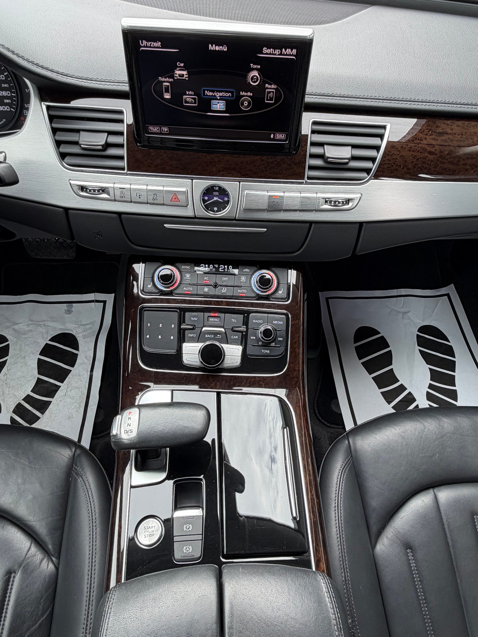 AUDI A8 3.0 TDI quattro tiptronic-image-12