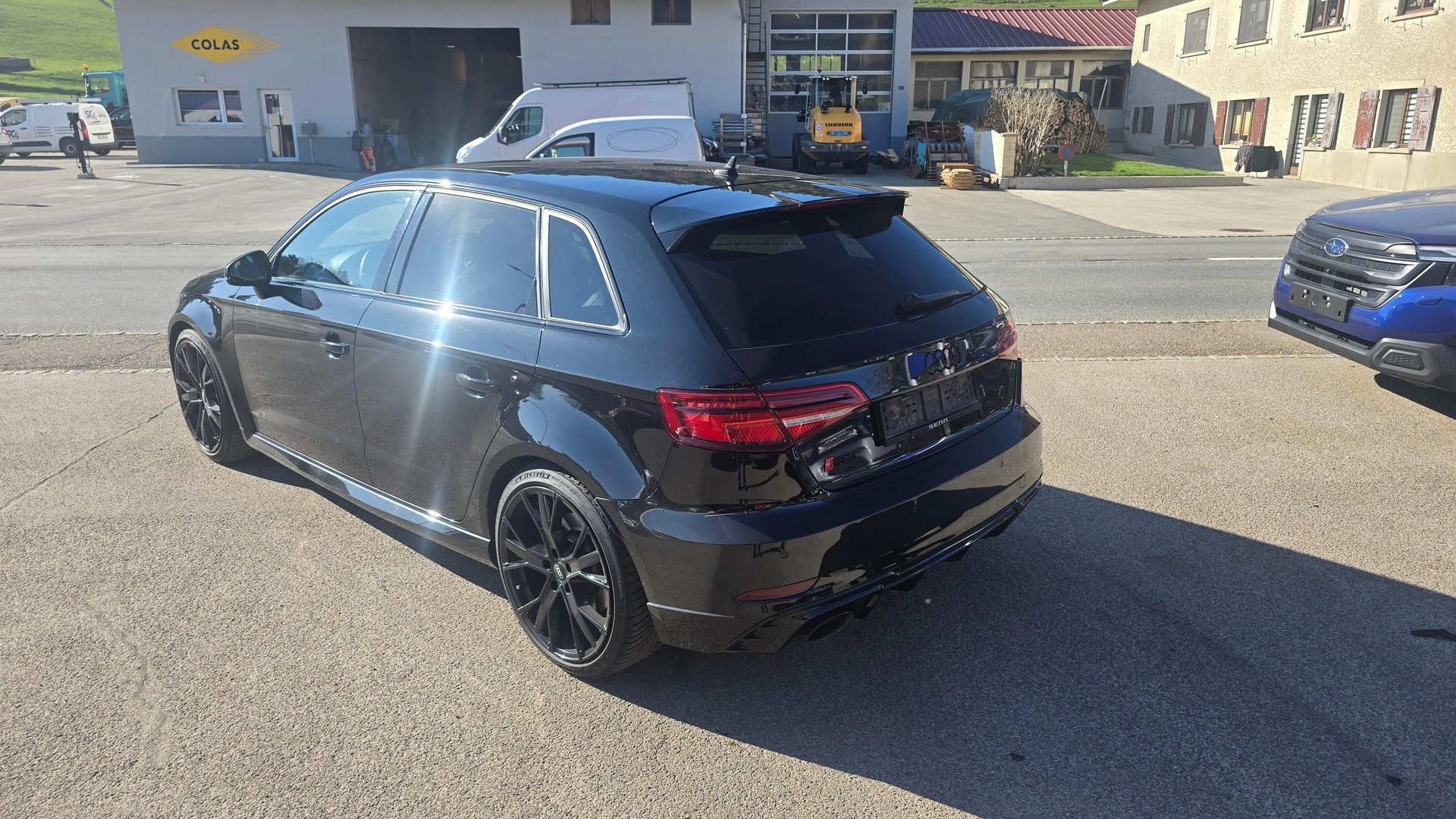 AUDI RS3 Sportback 2.5 T FSI quattro S-Tronic-image-4