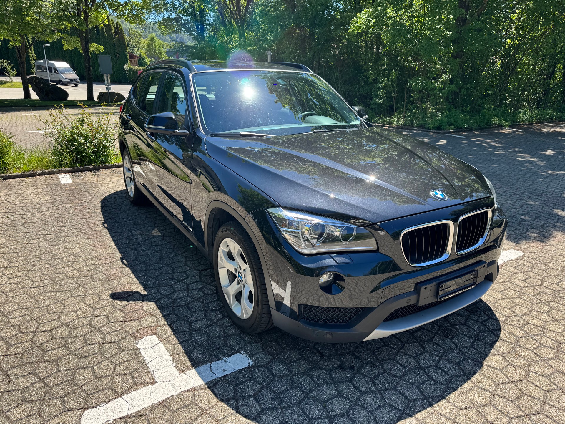 BMW 18d xDrive-image-1