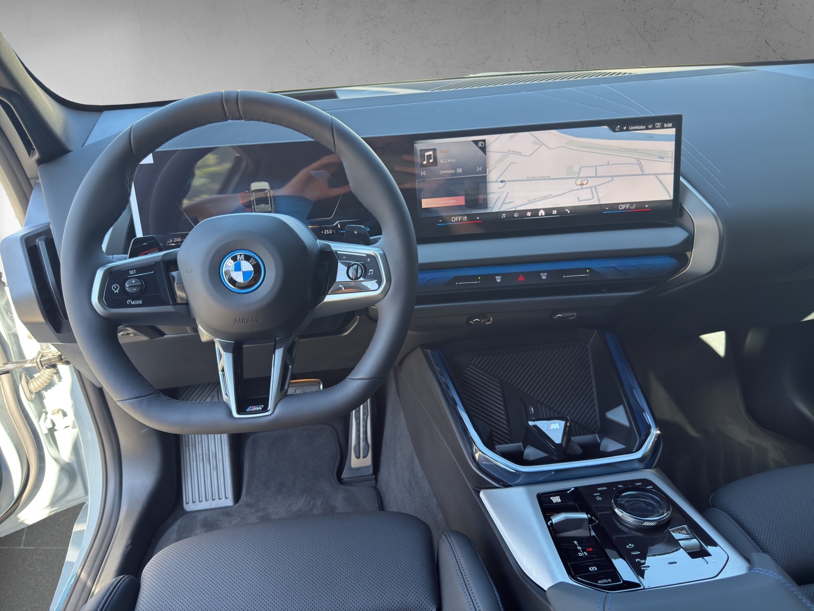 BMW X3 xDrive 30e M Sport-image-13