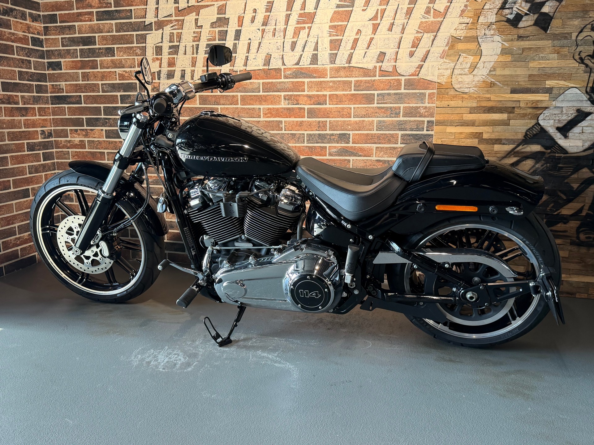 HARLEY-DAVIDSON FXBRS Breakout 114-image-4