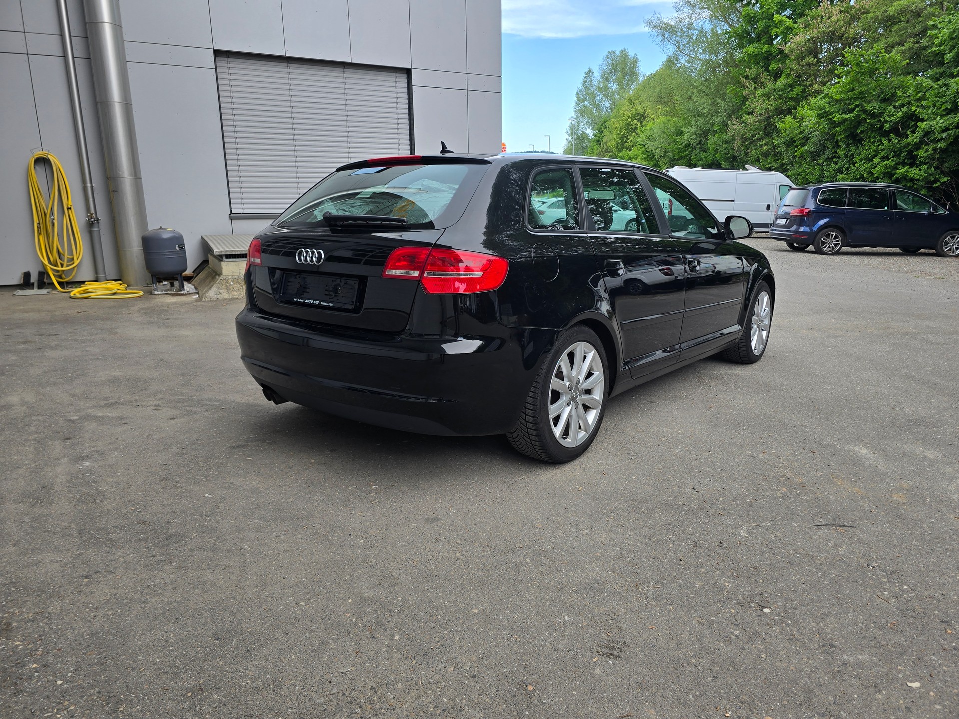 AUDI A3 Sportback 2.0 TDI Ambition quattro-image-4
