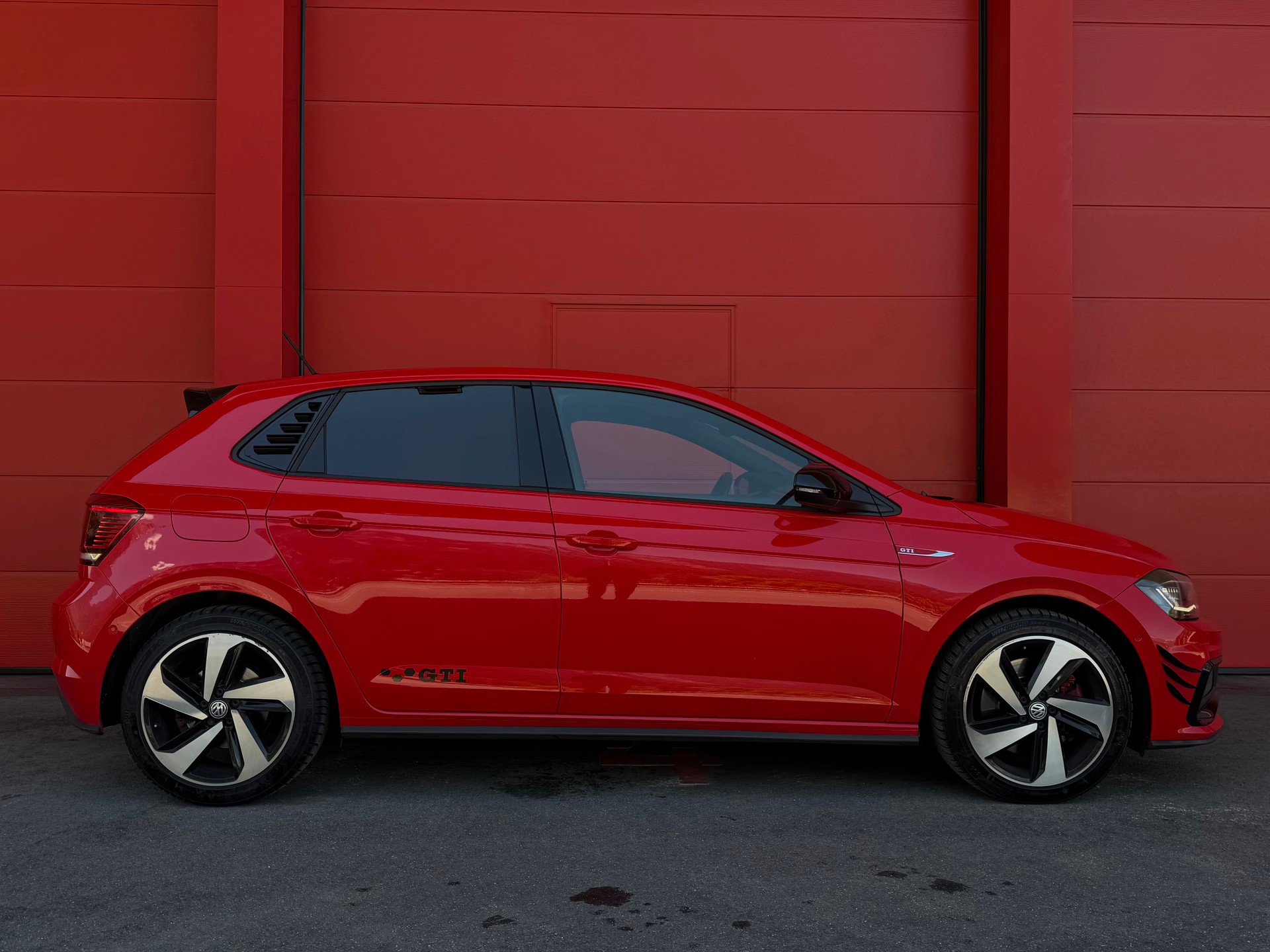VW Polo 2.0 TSI GTI DSG *CH-Fahrzeug*-image-2