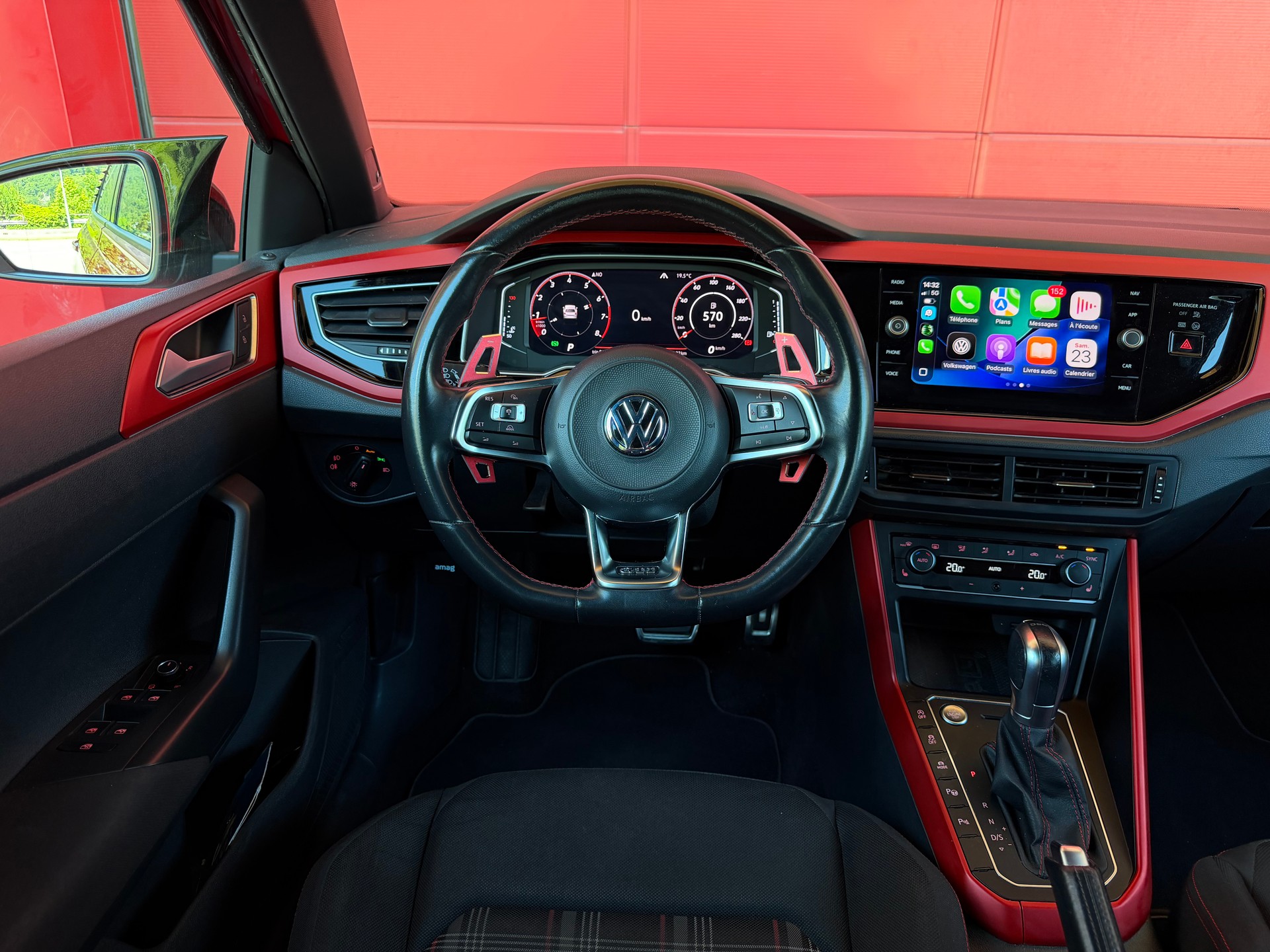 VW Polo 2.0 TSI GTI DSG *CH-Fahrzeug*-image-7