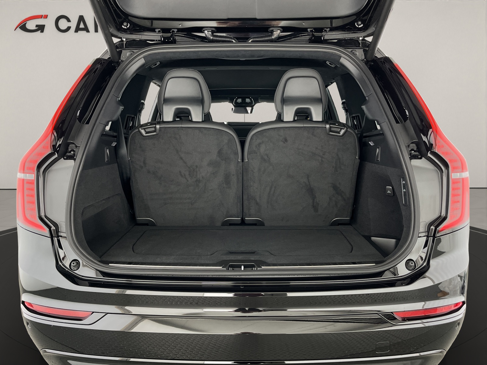 VOLVO XC90 2.0 B5 MH Black Edition AWD-image-5