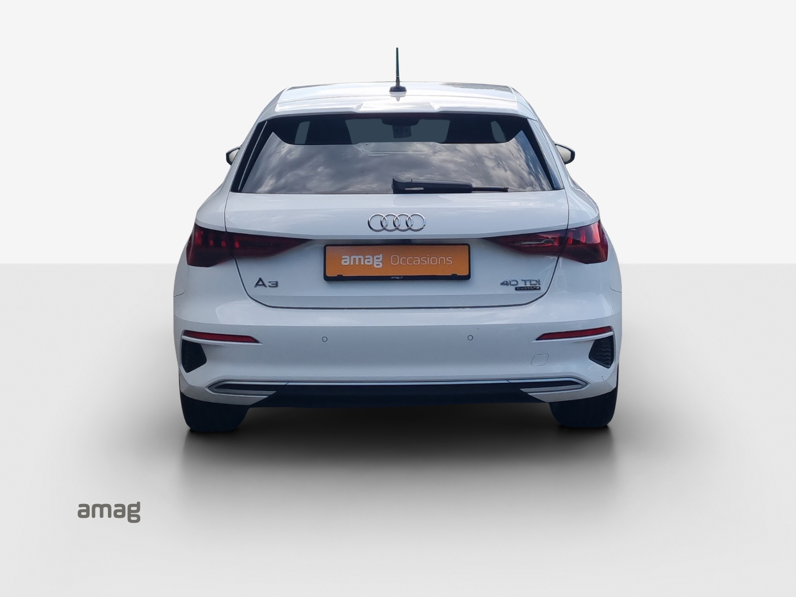 AUDI A3 Sportback 40 TDI advanced S tronic quattro-showroom-element-3