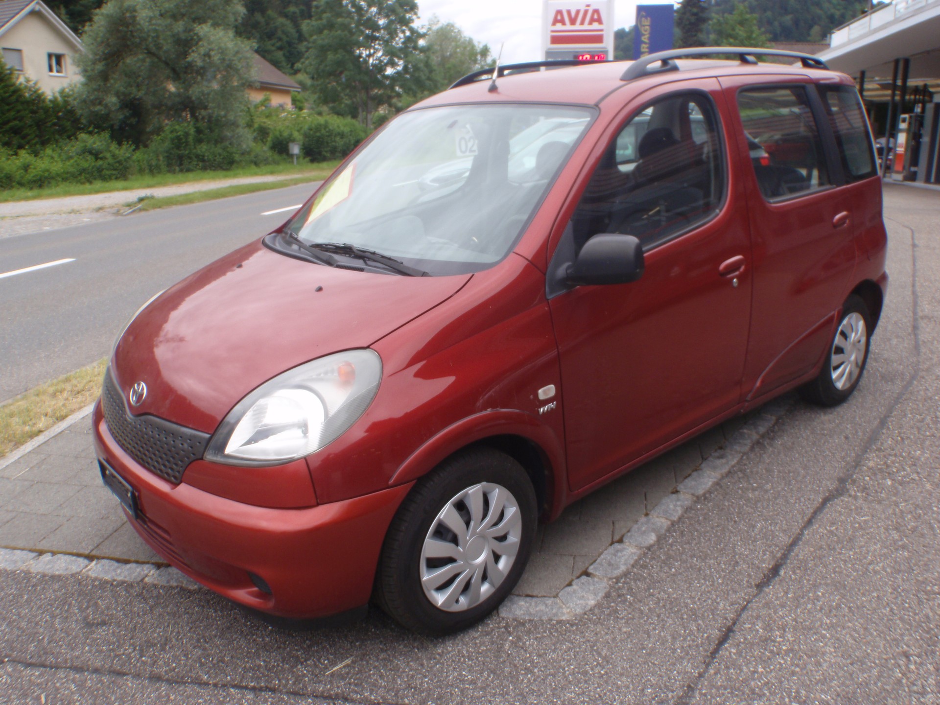 TOYOTA Yaris Verso 1.3 Linea Luna